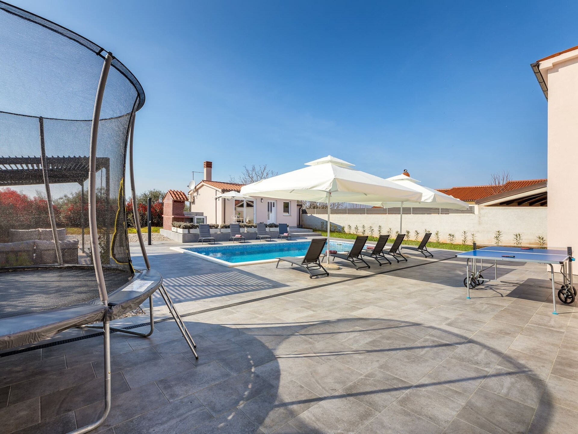 12-persoons villa in Valbandon met privézwembad - foto 43