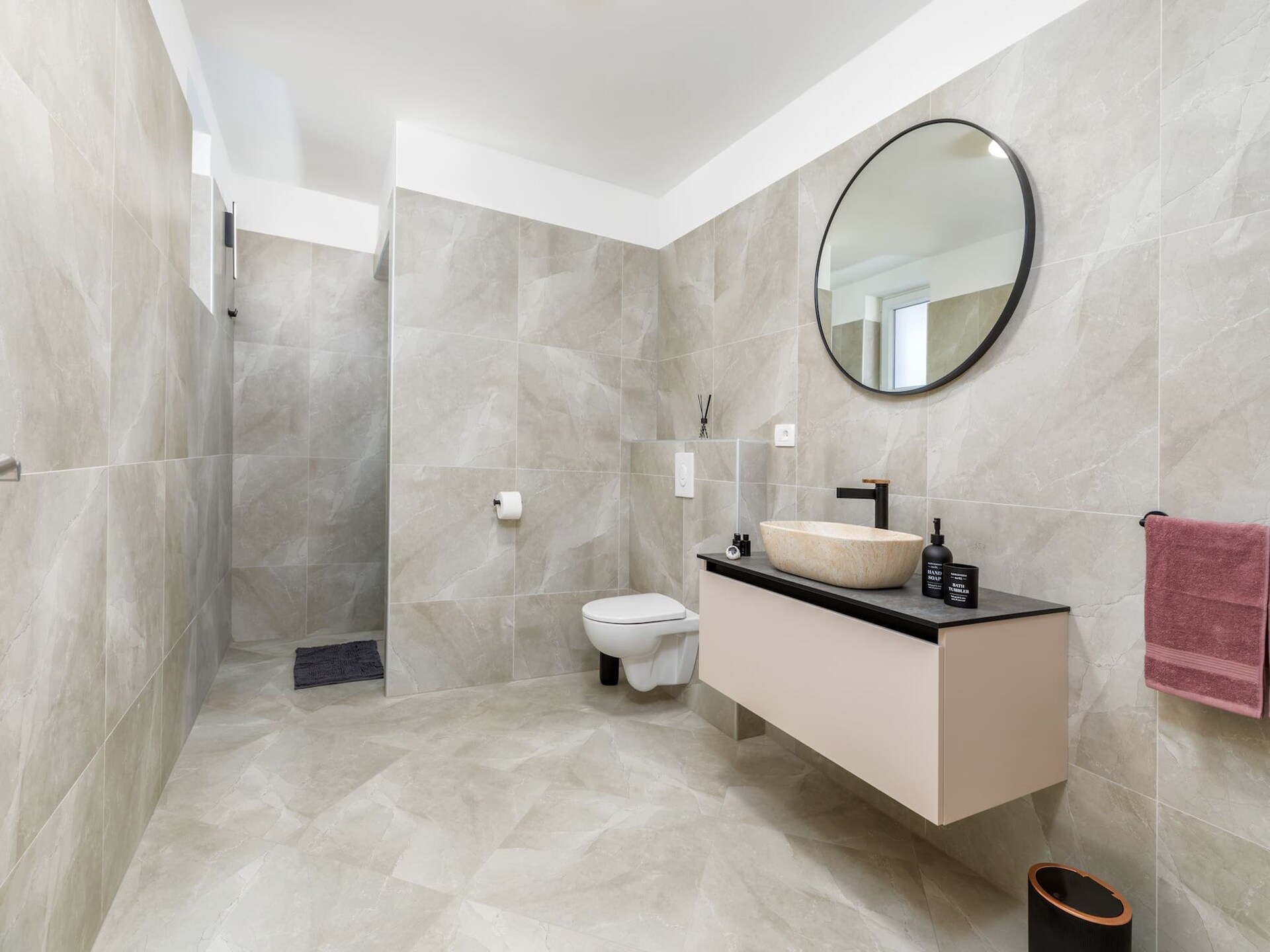 12-persoons villa in Valbandon met privézwembad - foto 32