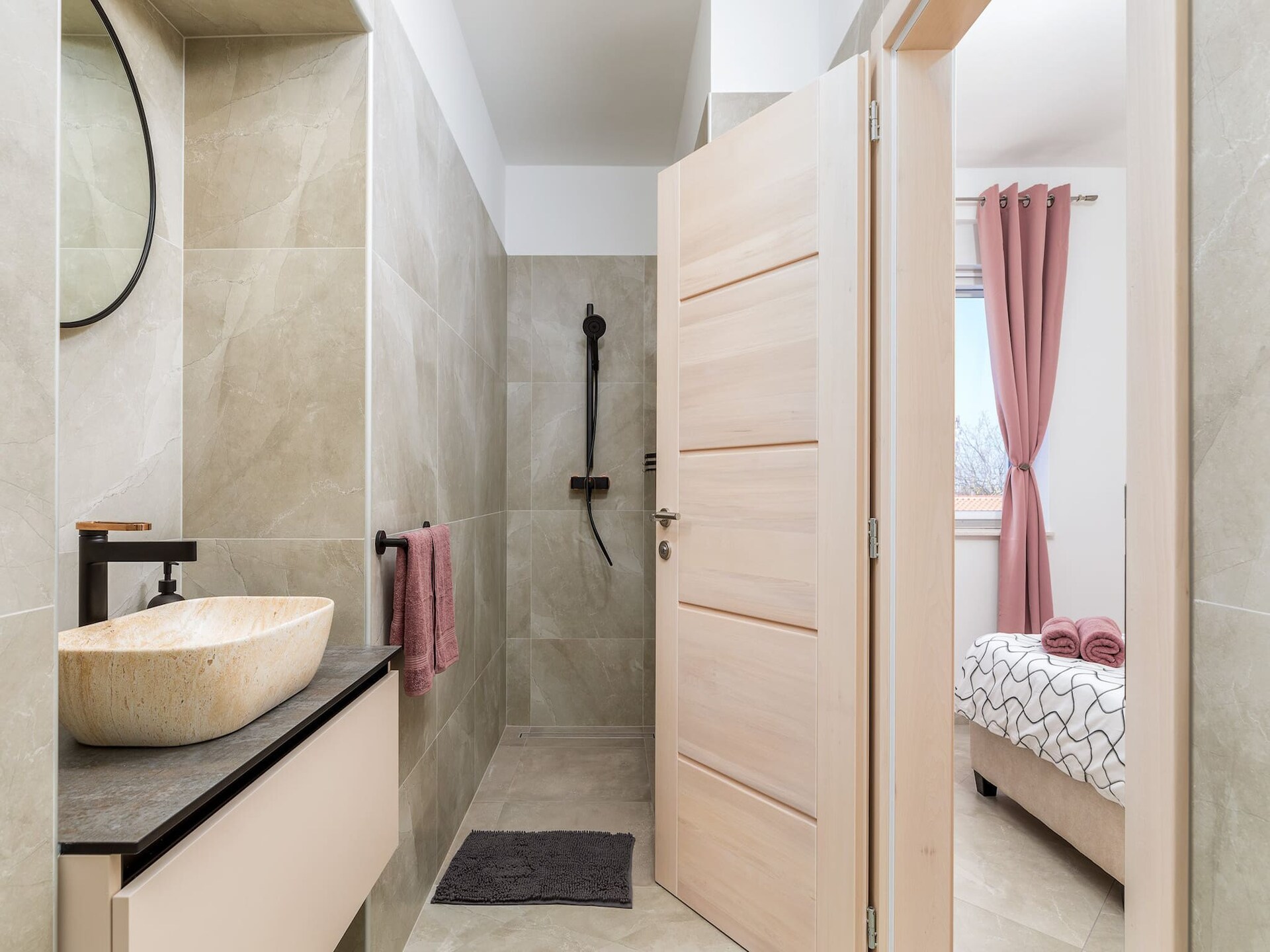12-persoons villa in Valbandon met privézwembad - foto 35