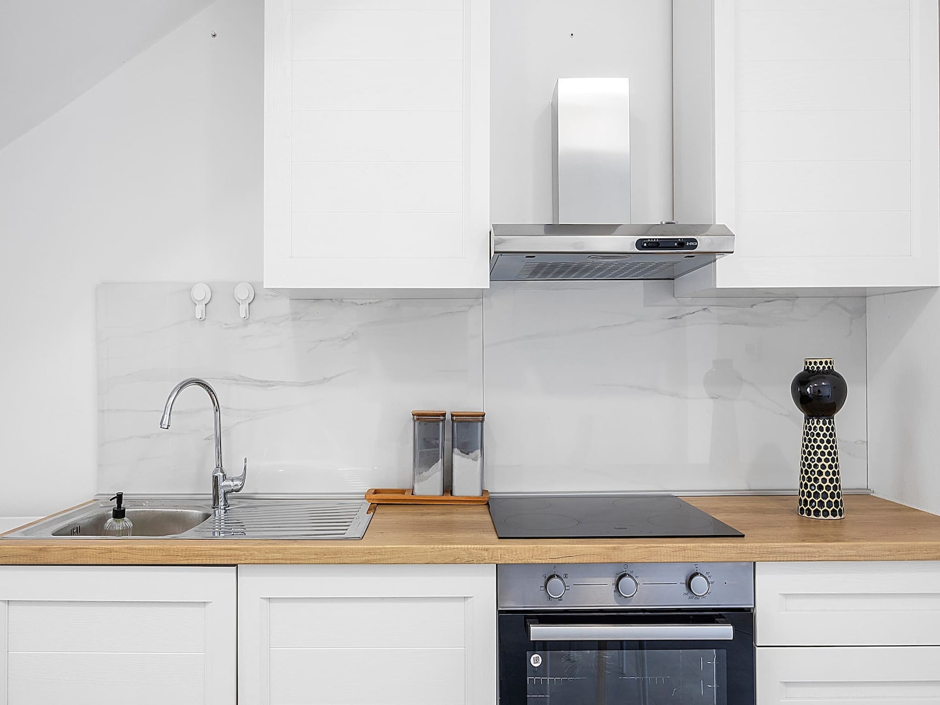 Op 400 m van het strand: Modern appartement in Banjol voor 4 personen - foto 8