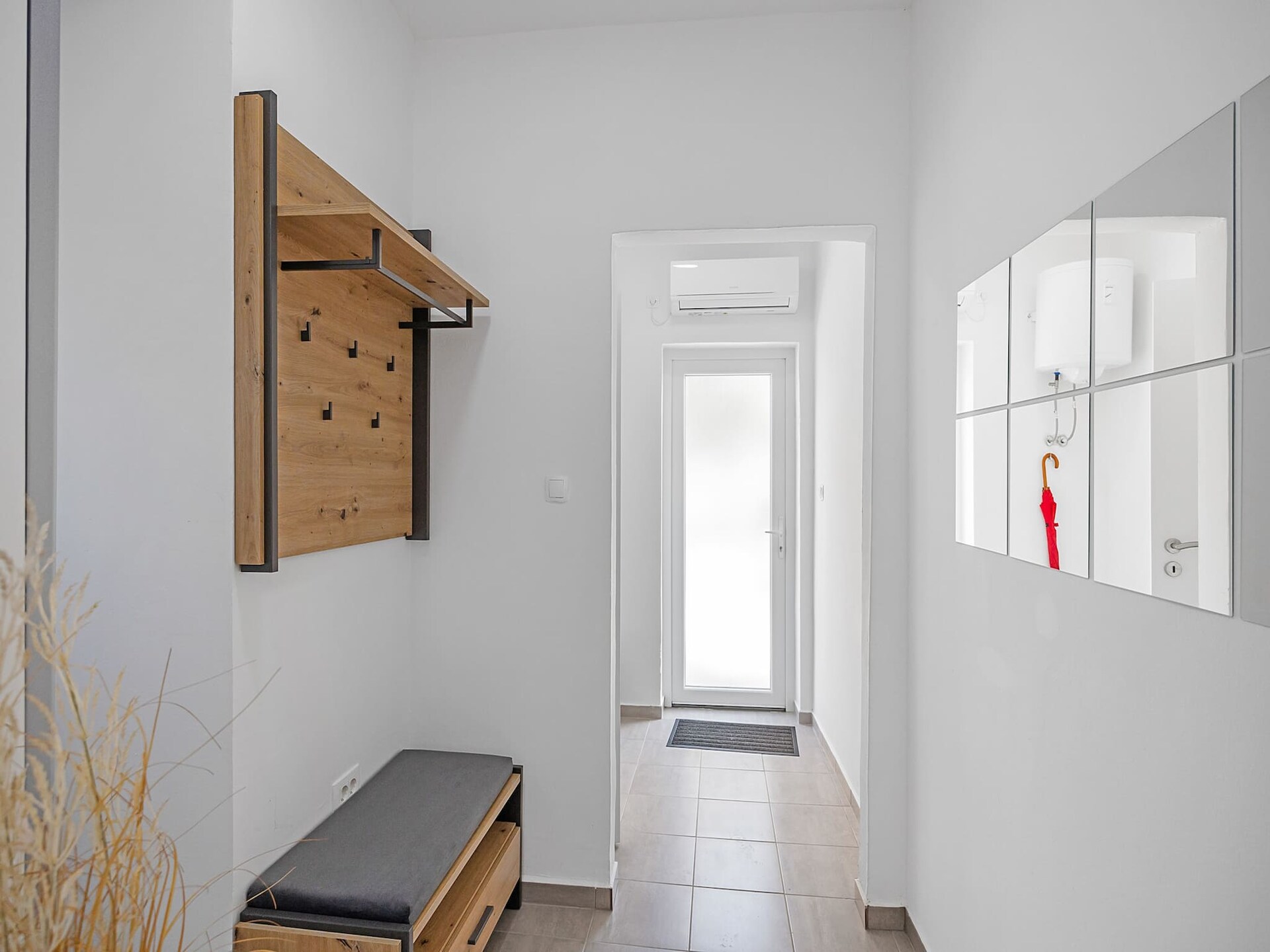 Op 400 m van het strand: Modern appartement in Banjol voor 4 personen - foto 10