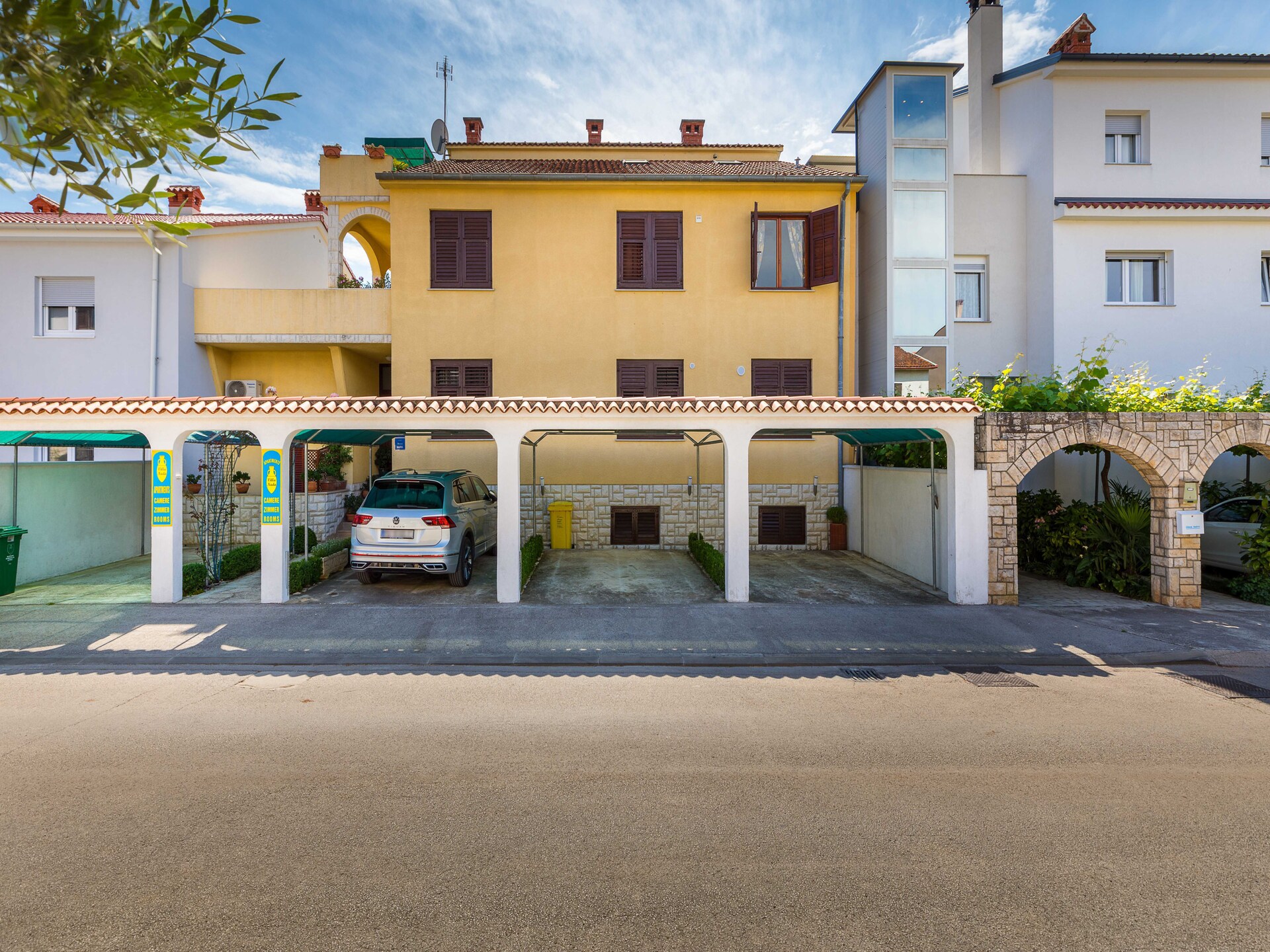 Centraal gelegen appartement in Fažana direct aan het strand - foto 1