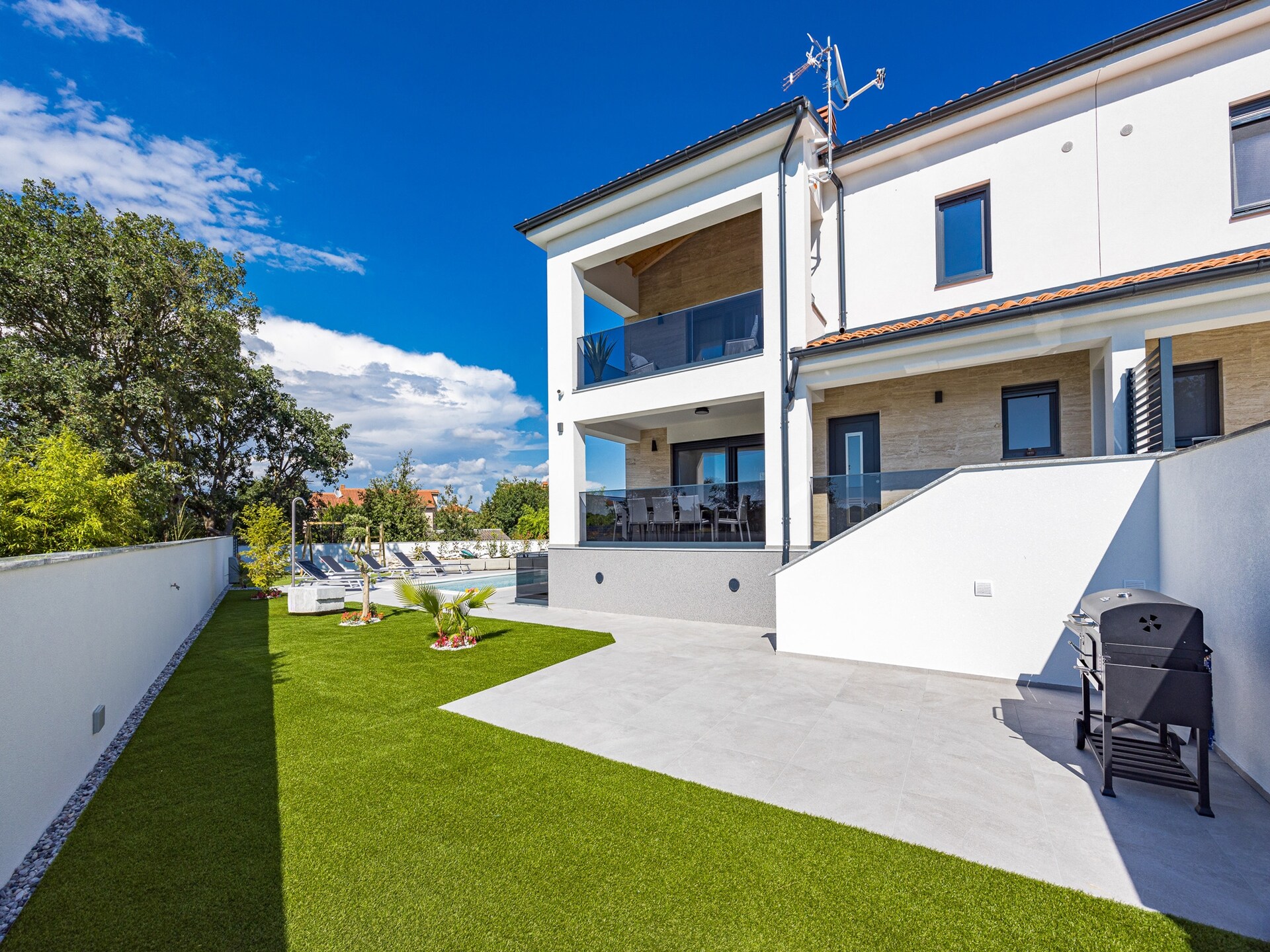 Villa met privézwembad in Štinjan: luxe oase nabij het strand - foto 39