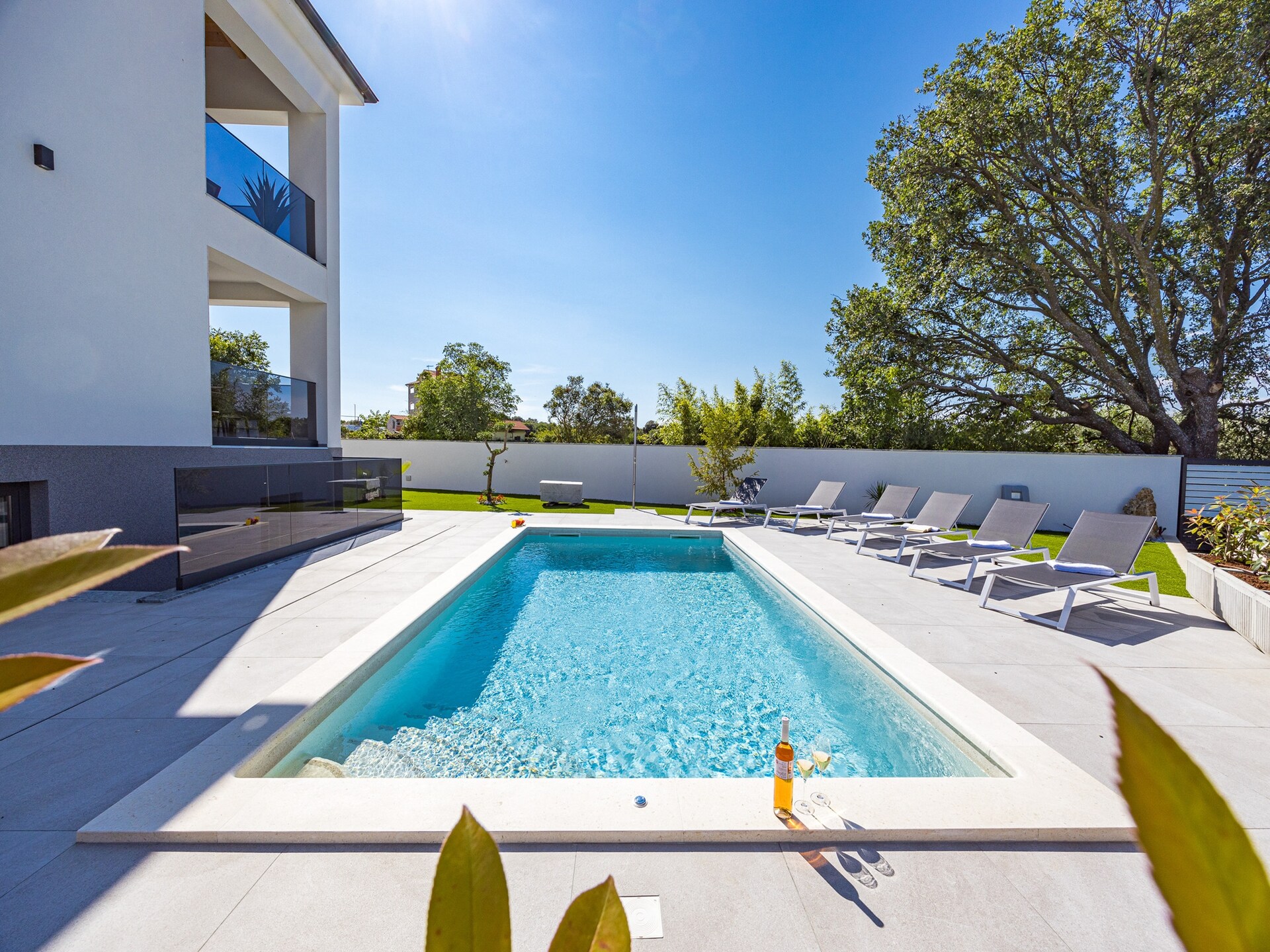 Villa met privézwembad in Štinjan: luxe oase nabij het strand - foto 13