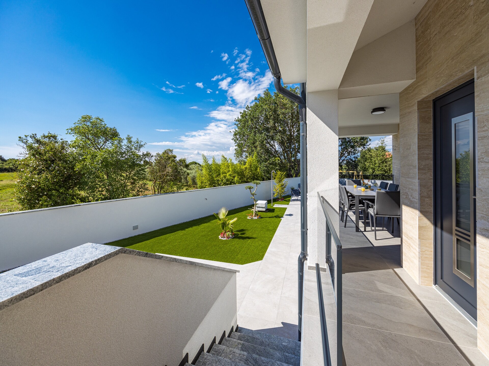 Villa met privézwembad in Štinjan: luxe oase nabij het strand - foto 45