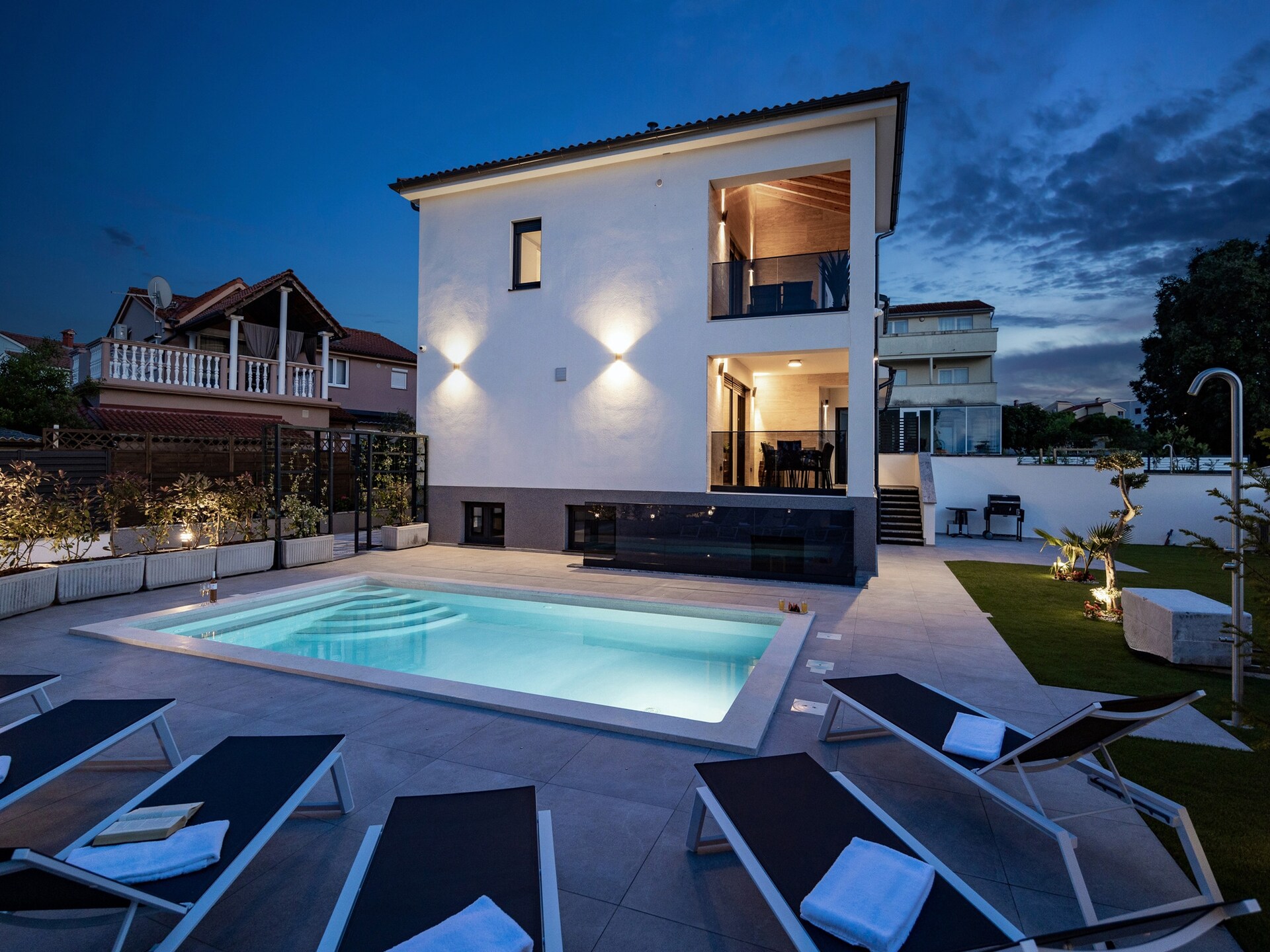Villa met privézwembad in Štinjan: luxe oase nabij het strand - foto 16