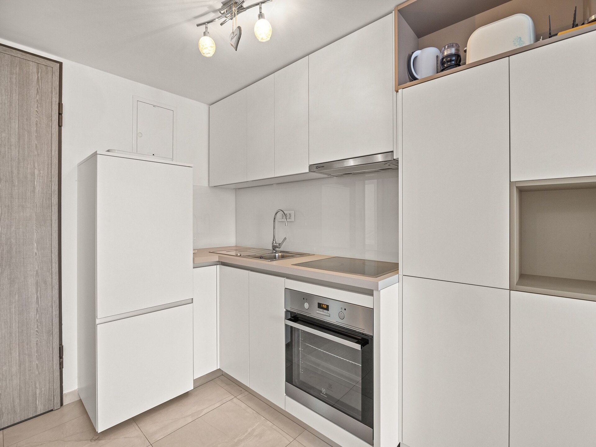 Modern appartement met zeezicht in Cres, vlak bij strand en centrum - foto 11