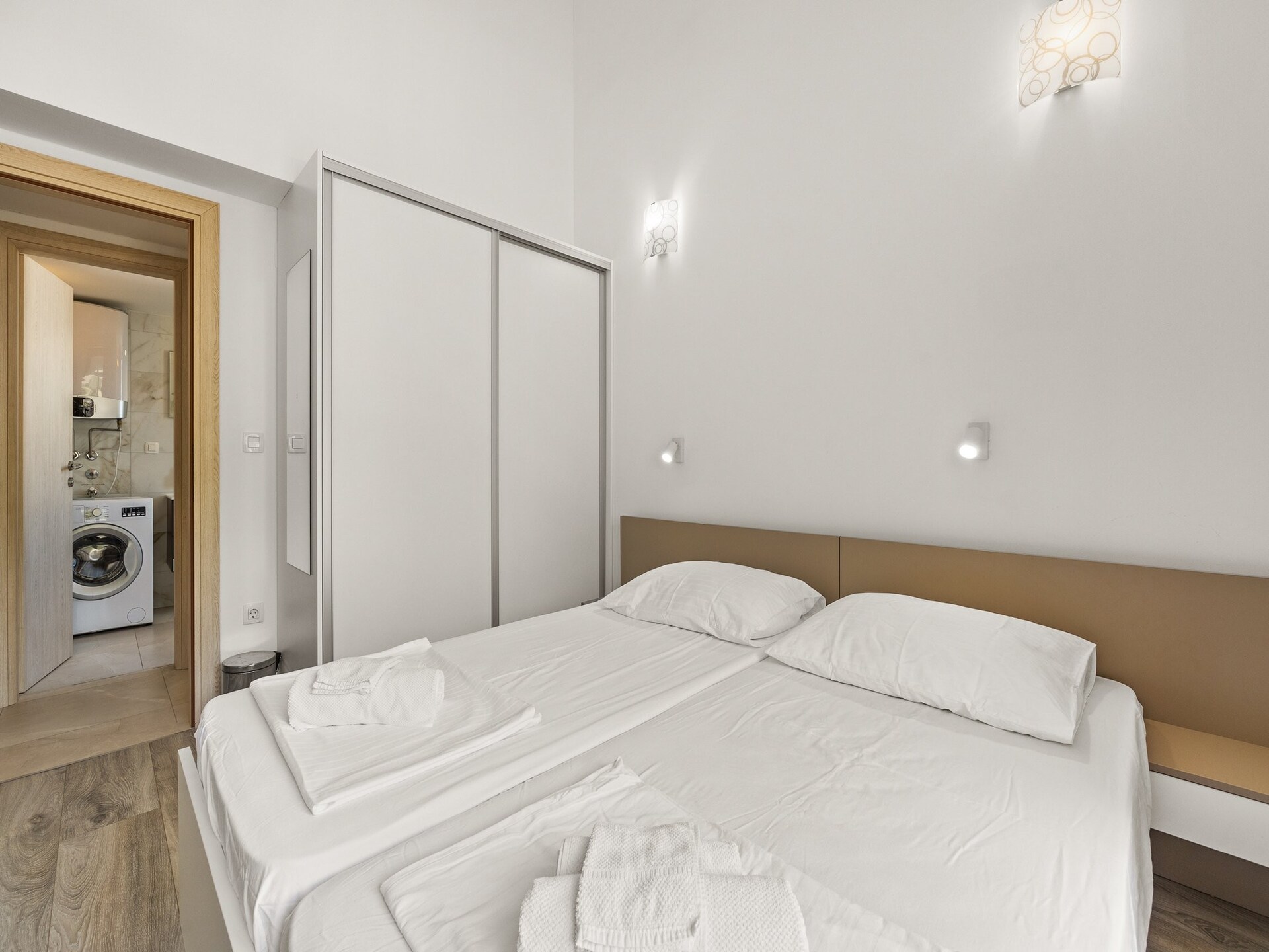 Modern appartement met zeezicht in Cres, vlak bij strand en centrum - foto 12