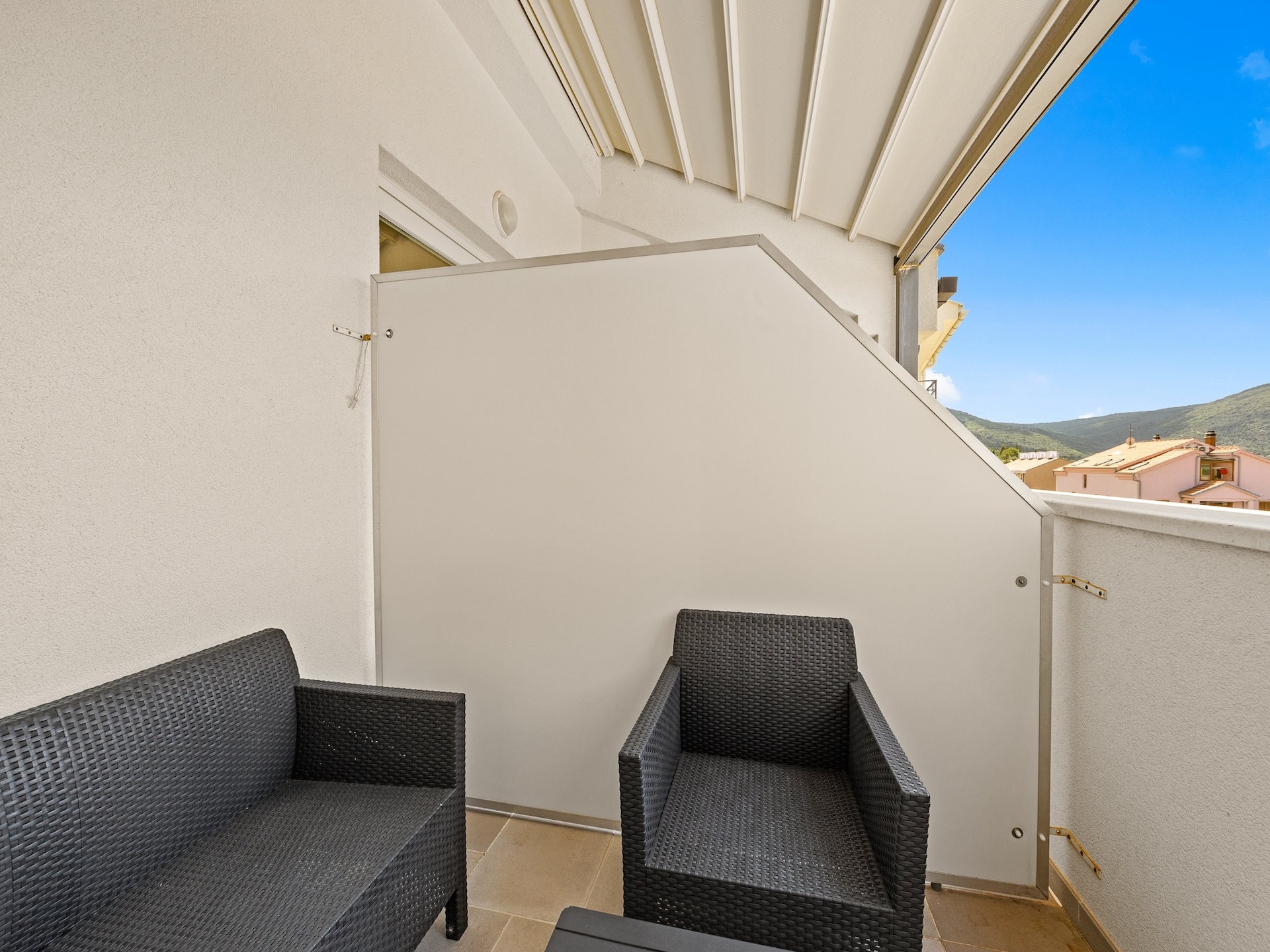 Modern appartement met zeezicht in Cres, vlak bij strand en centrum - foto 17