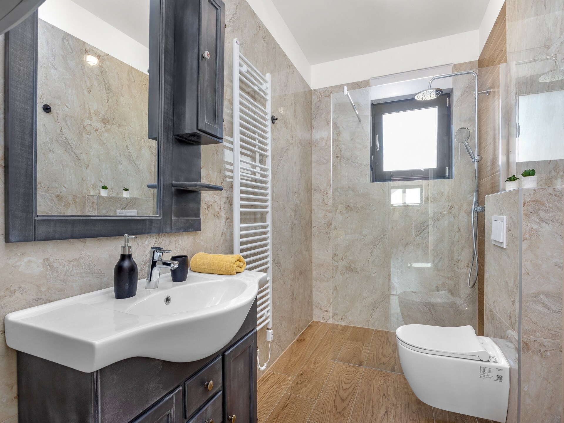 Villa Magnolia West: privézwembad & jacuzzi nabij strand Krnica - foto 23