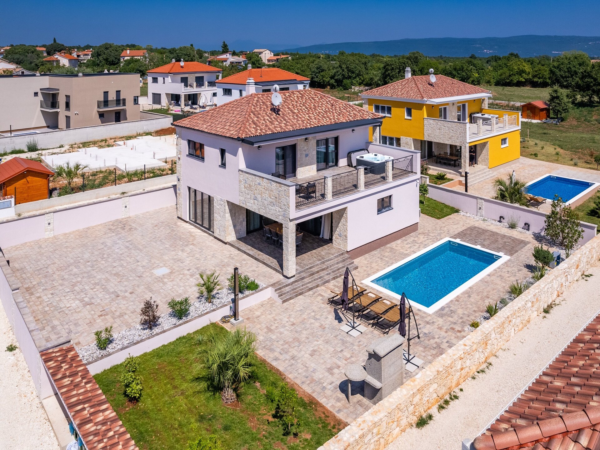 Villa Magnolia West: privézwembad & jacuzzi nabij strand Krnica - foto 34
