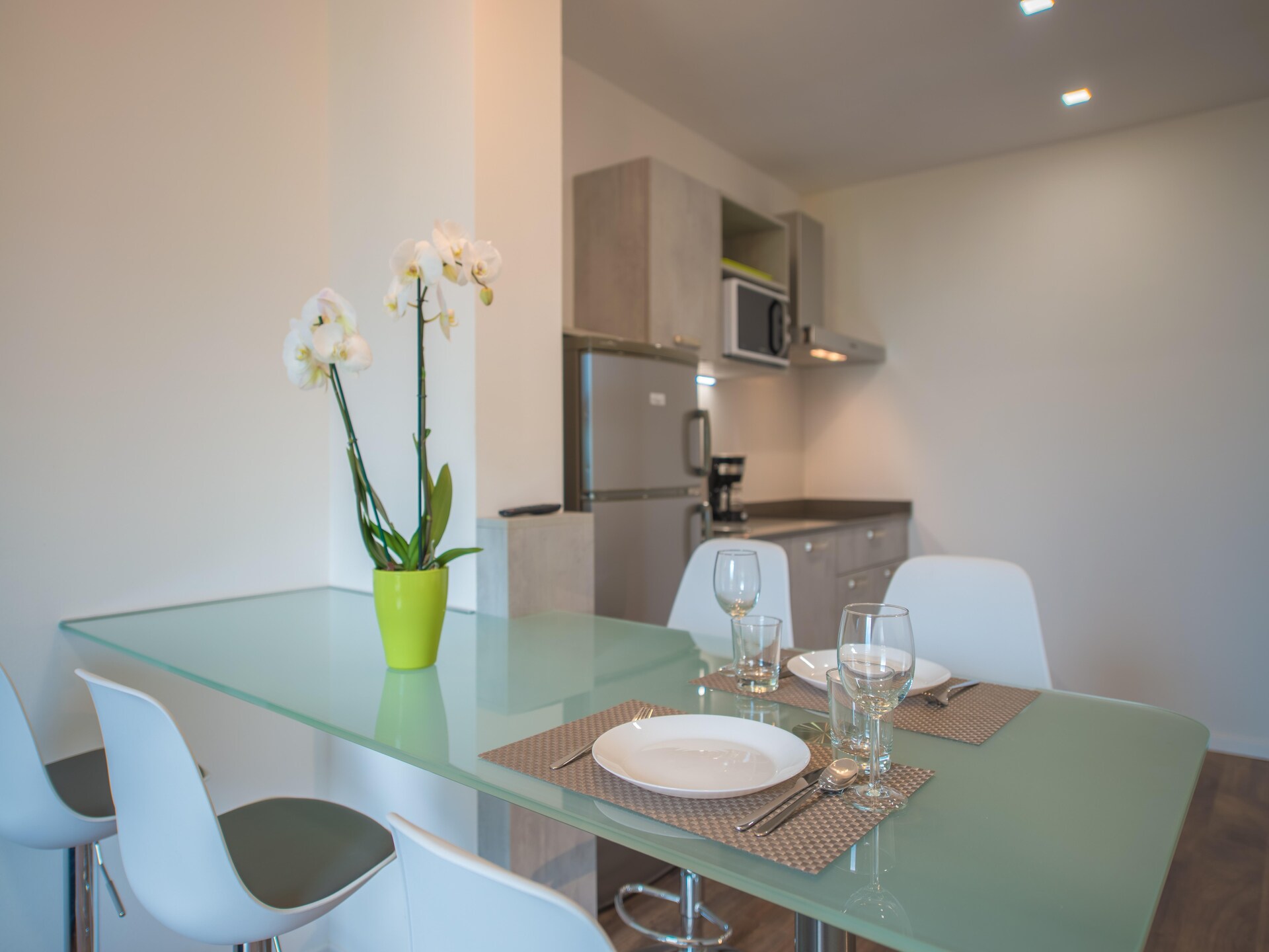 Elegant appartement aan het Ledromeer met balkon en weids uitzicht op het meer - foto 15