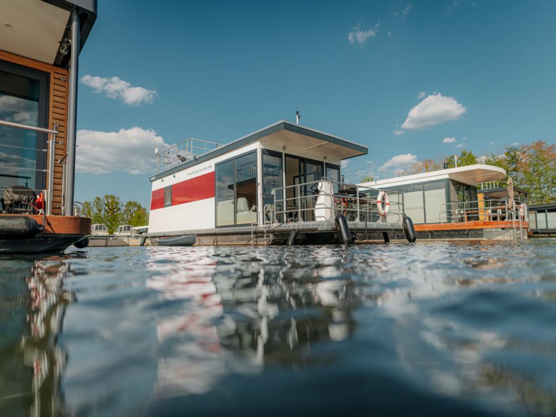 Luxe woonboot aan de Havel bij Zehdenick met uitzicht op het water - foto 7