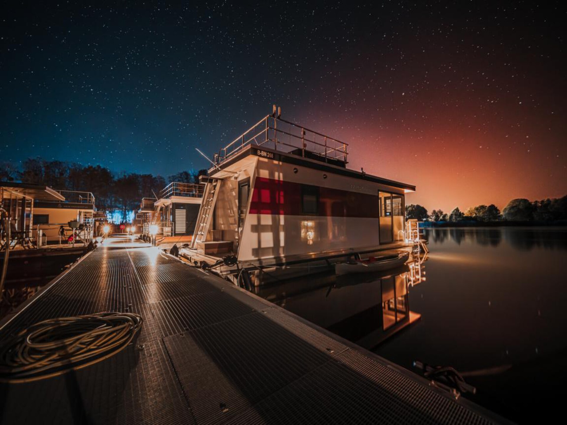 Luxe woonboot aan de Havel bij Zehdenick met uitzicht op het water - foto 14