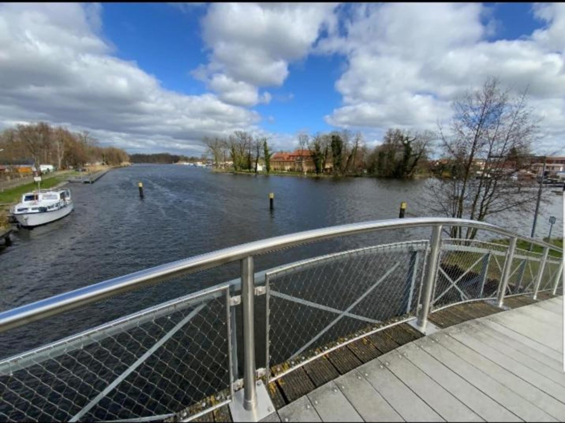 Luxe woonboot aan de Havel bij Zehdenick met uitzicht op het water - foto 30