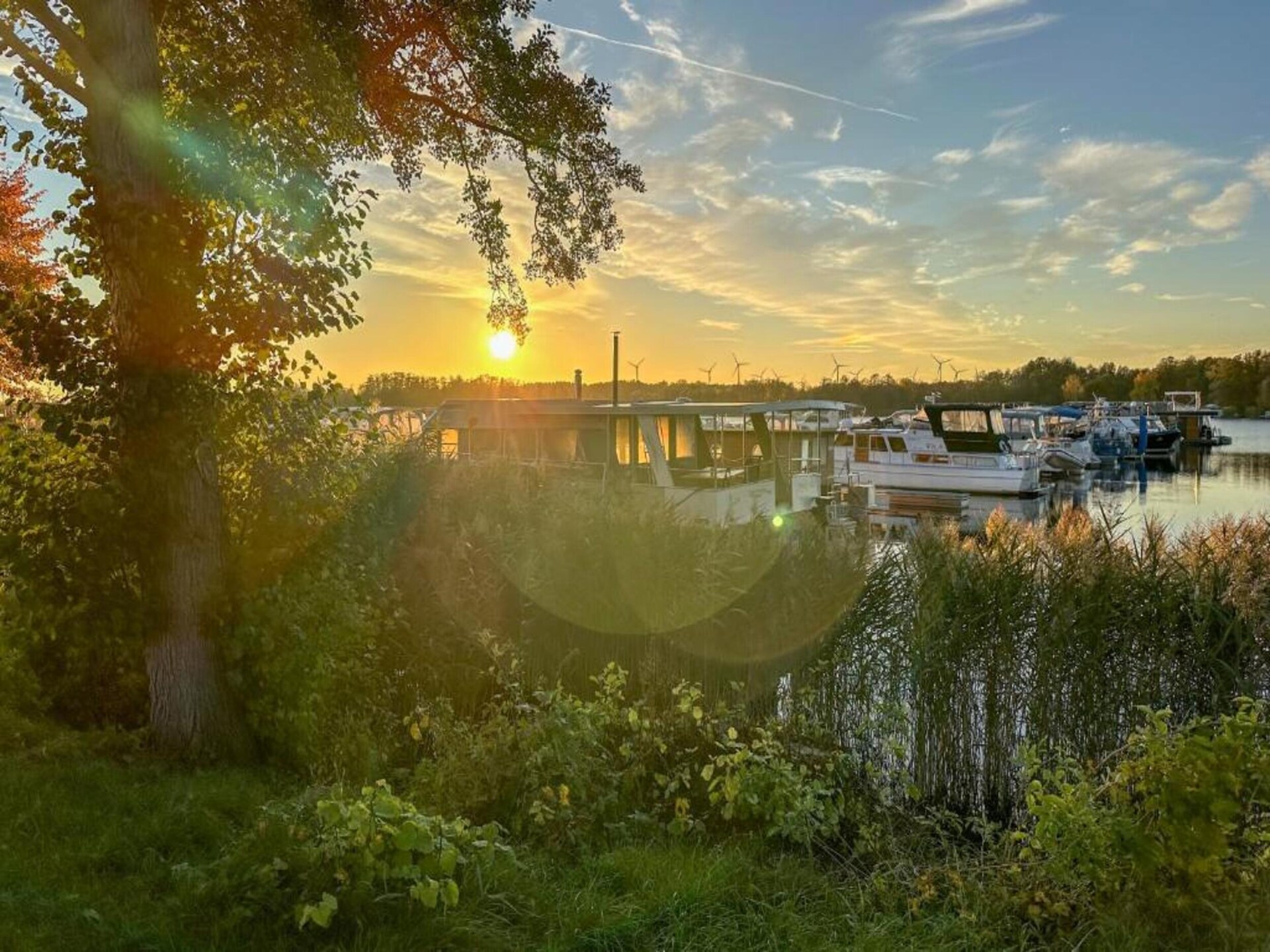 Luxe woonboot aan de Havel bij Zehdenick met uitzicht op het water - foto 28