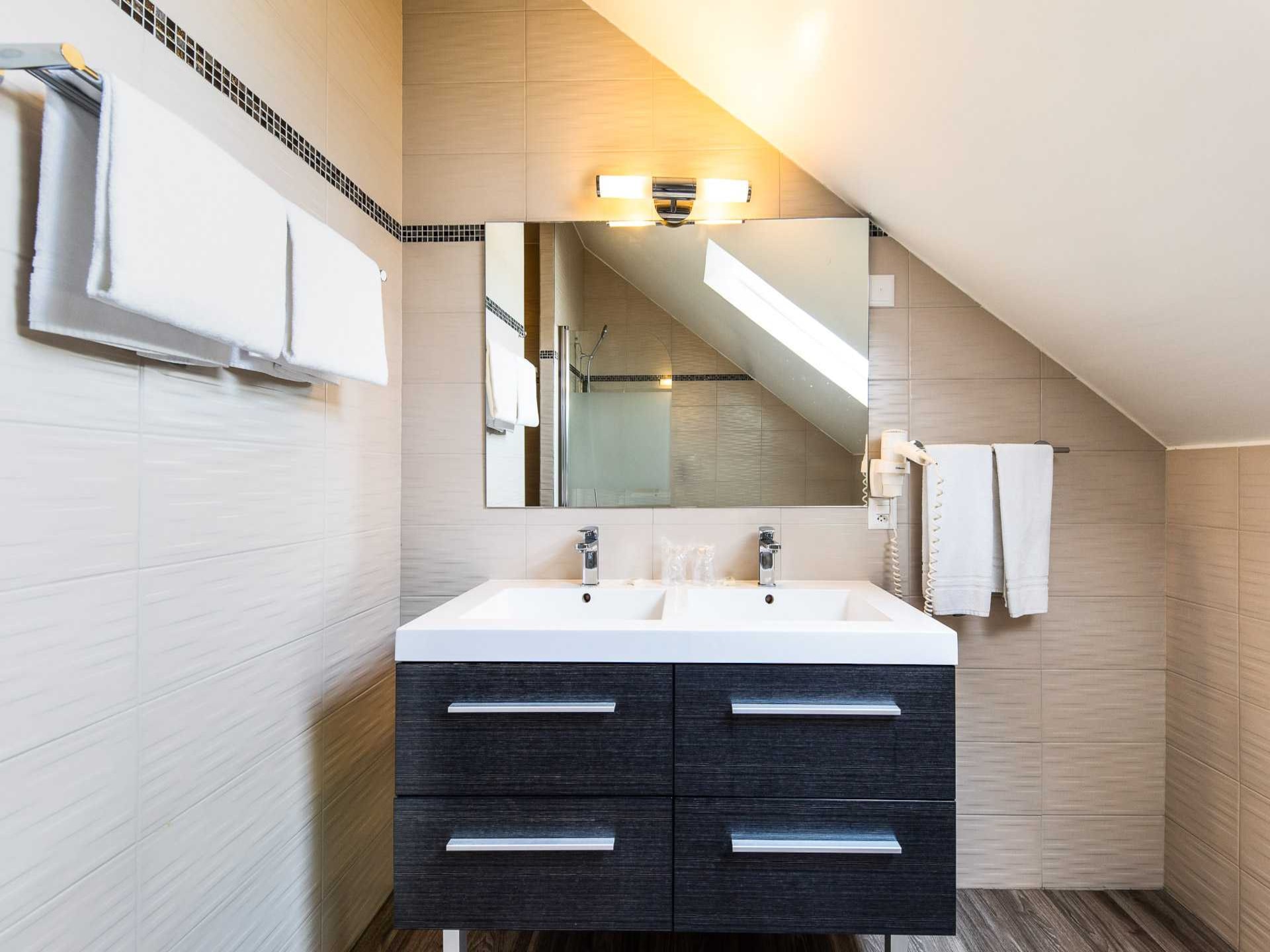 Modern appartement in het hart van Genève Pâquis - foto 15
