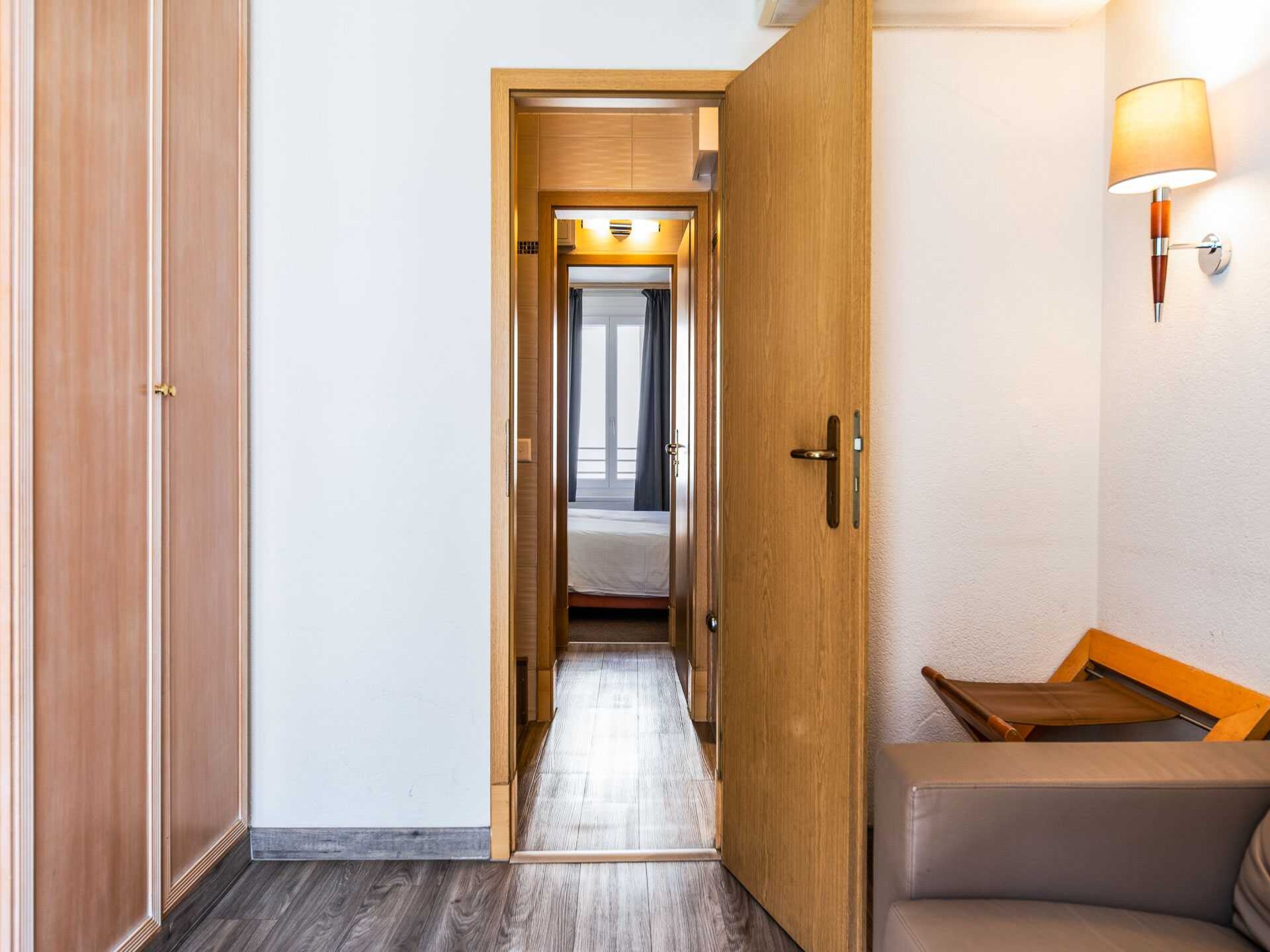 Modern appartement in hartje Pâquis, op steenworp van het Meer van Genève - foto 34