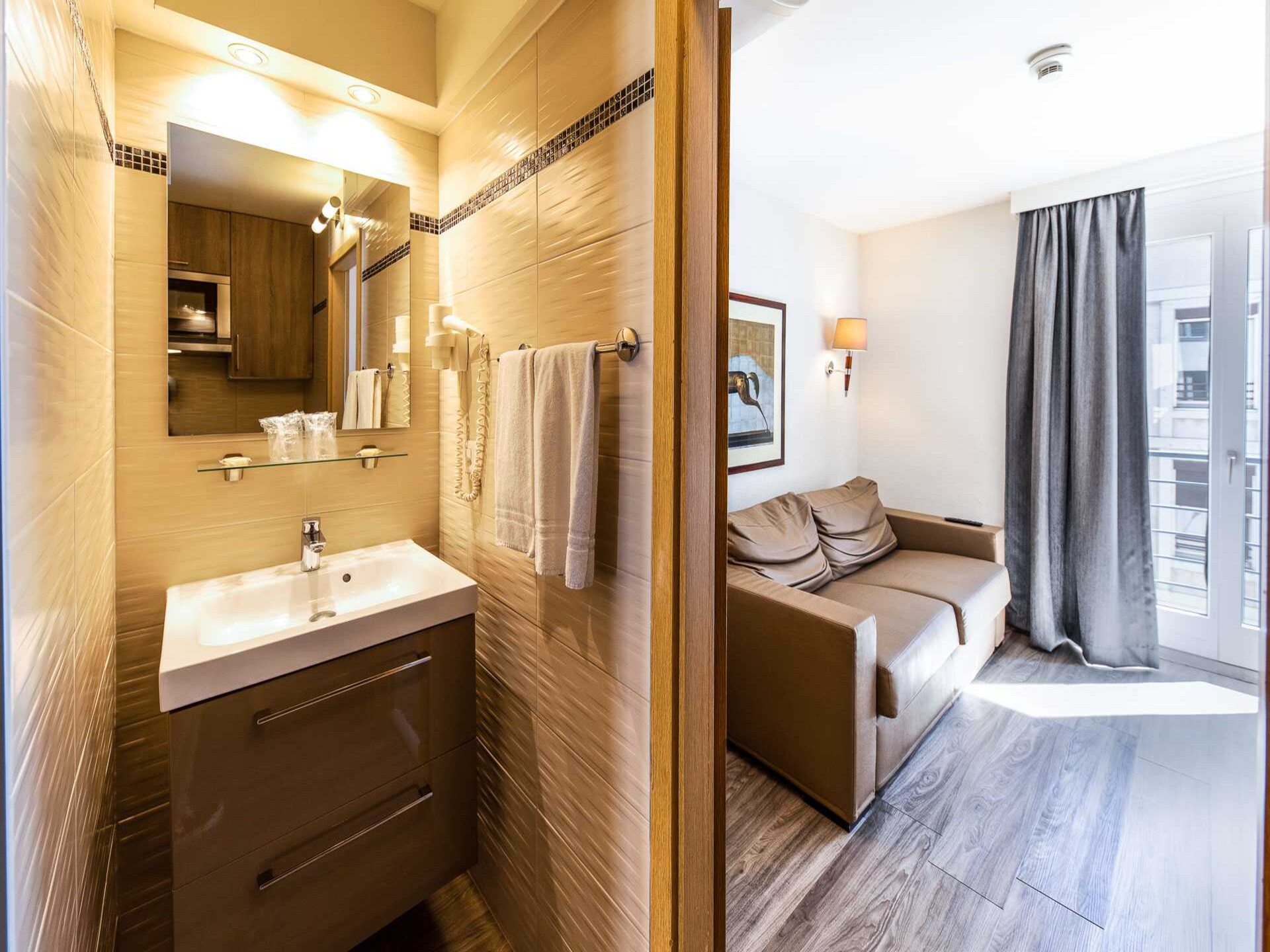 Modern appartement in hartje Pâquis, op steenworp van het Meer van Genève - foto 48