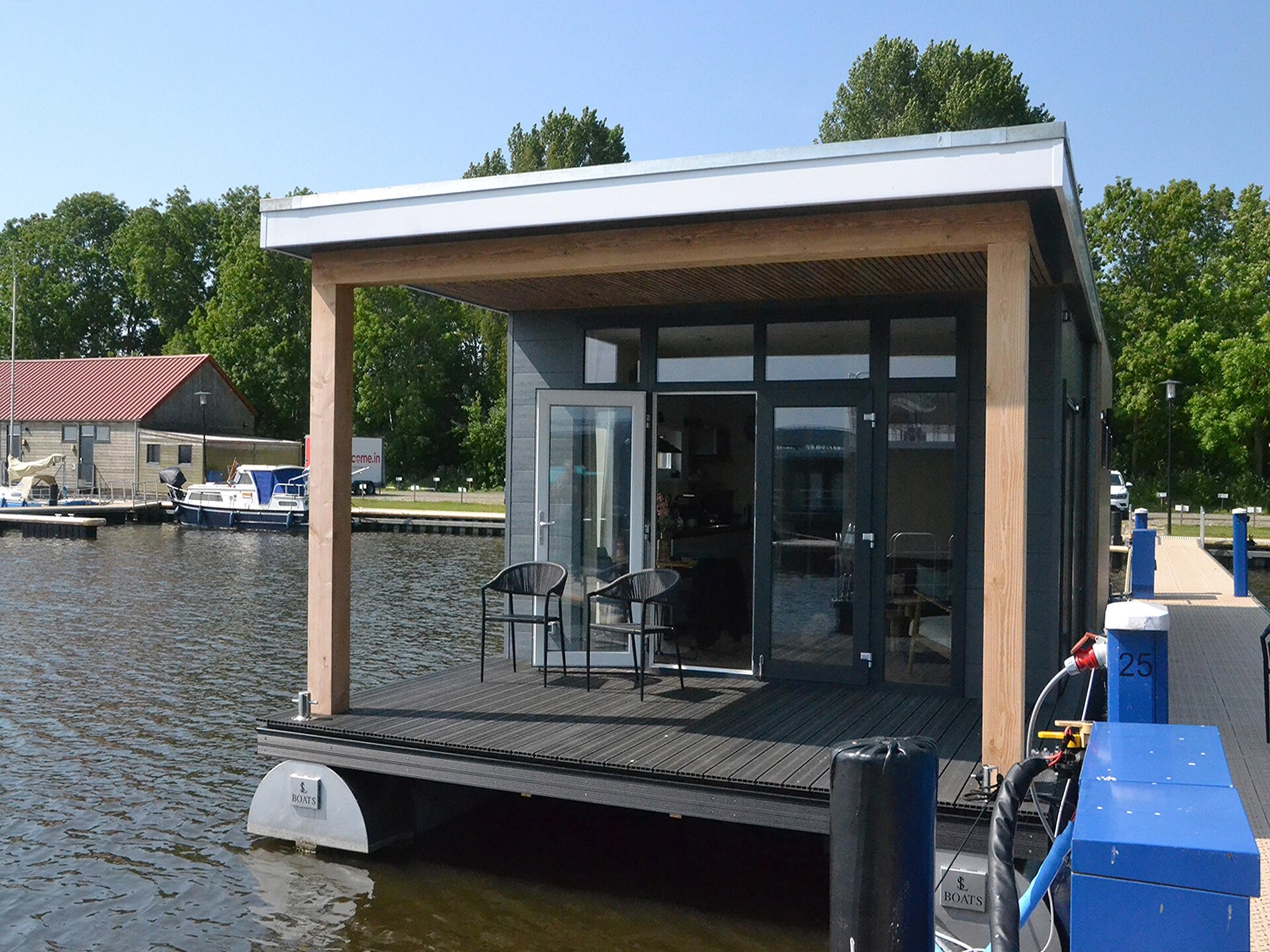 Luxe woonboot RiggelBrug aan het Sneekermeer voor 4 personen - foto 21