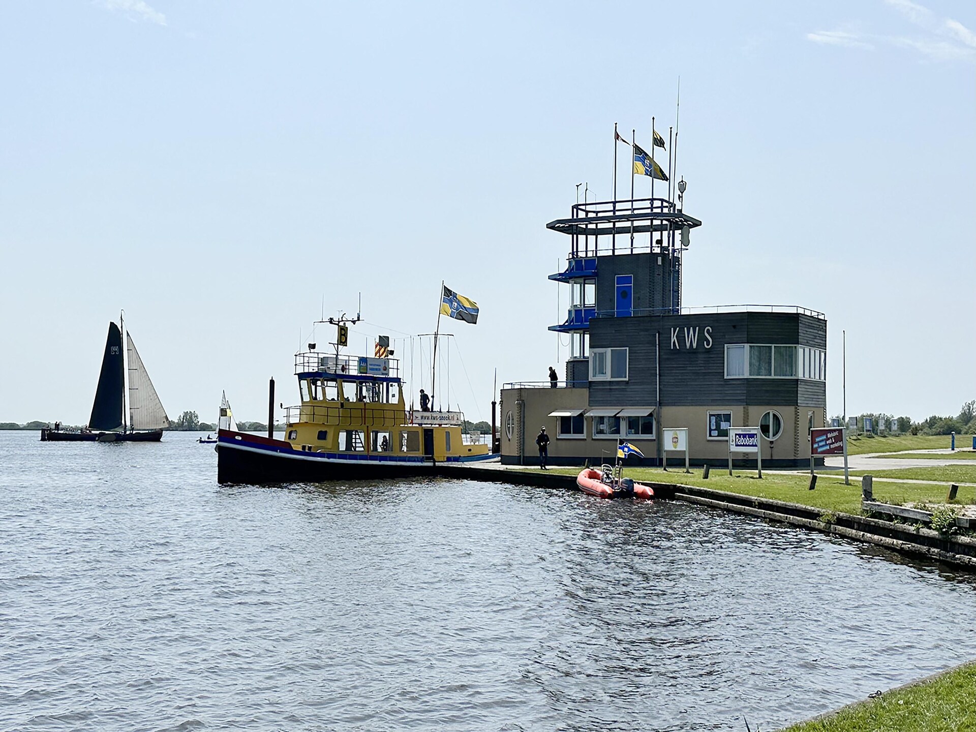Luxe woonboot RiggelBrug aan het Sneekermeer voor 4 personen - foto 27