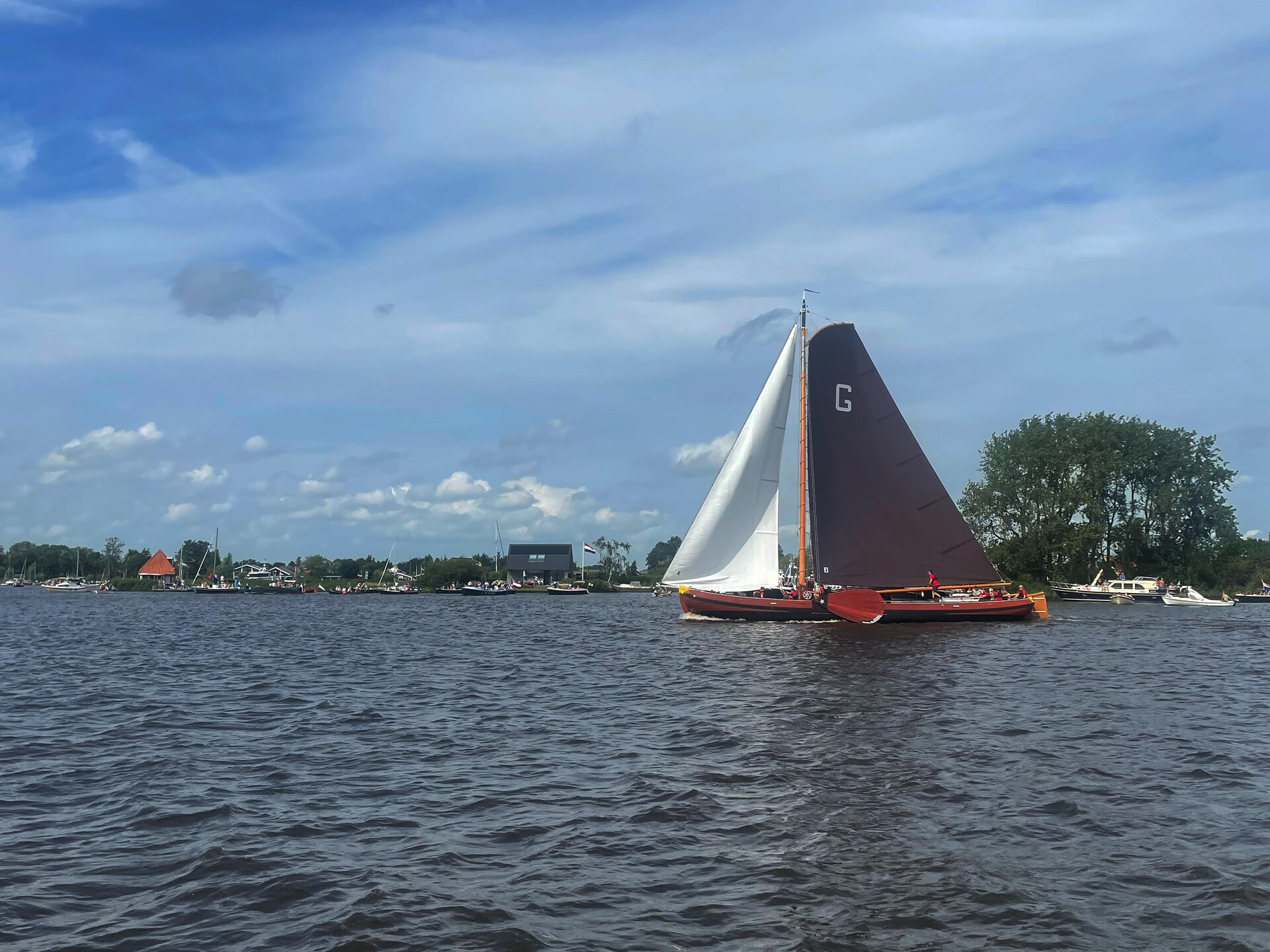 Luxe woonboot RiggelBrug aan het Sneekermeer voor 4 personen - foto 30
