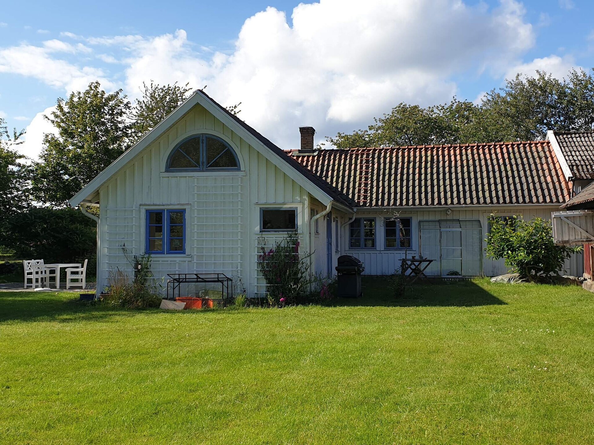 Sfeervol vakantiehuis aan de golfbaan bij Åsa, 500m van strand en meer - foto 5