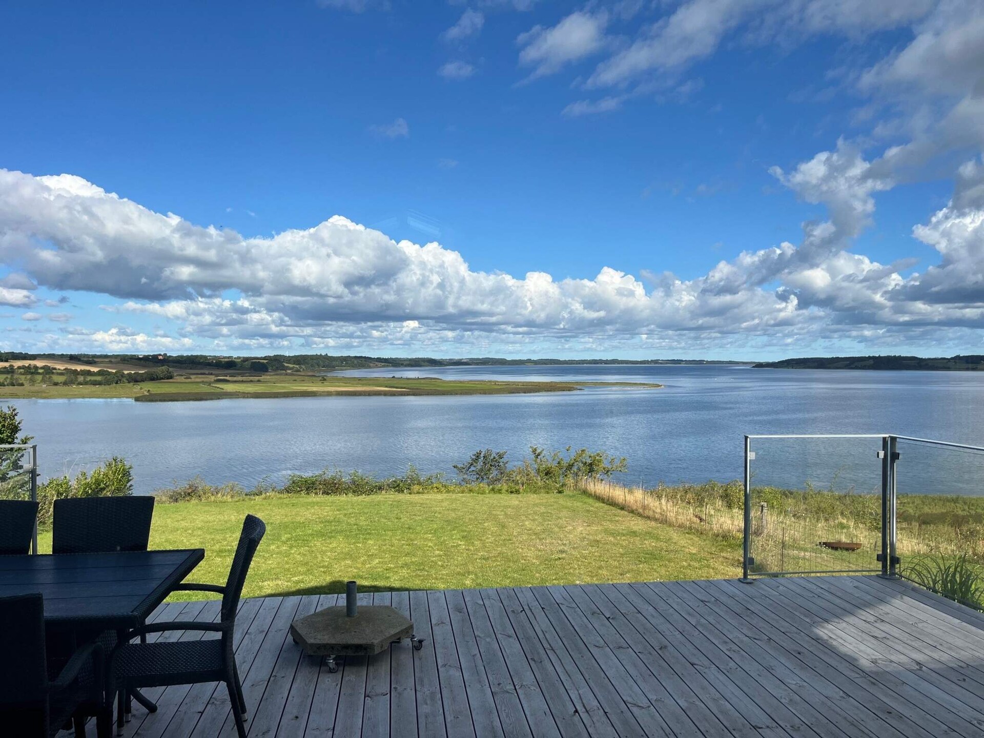 Ruim vakantiehuis in Løgstrup met uitzicht op Hjarbæk Fjord · 8 pers. - foto 11