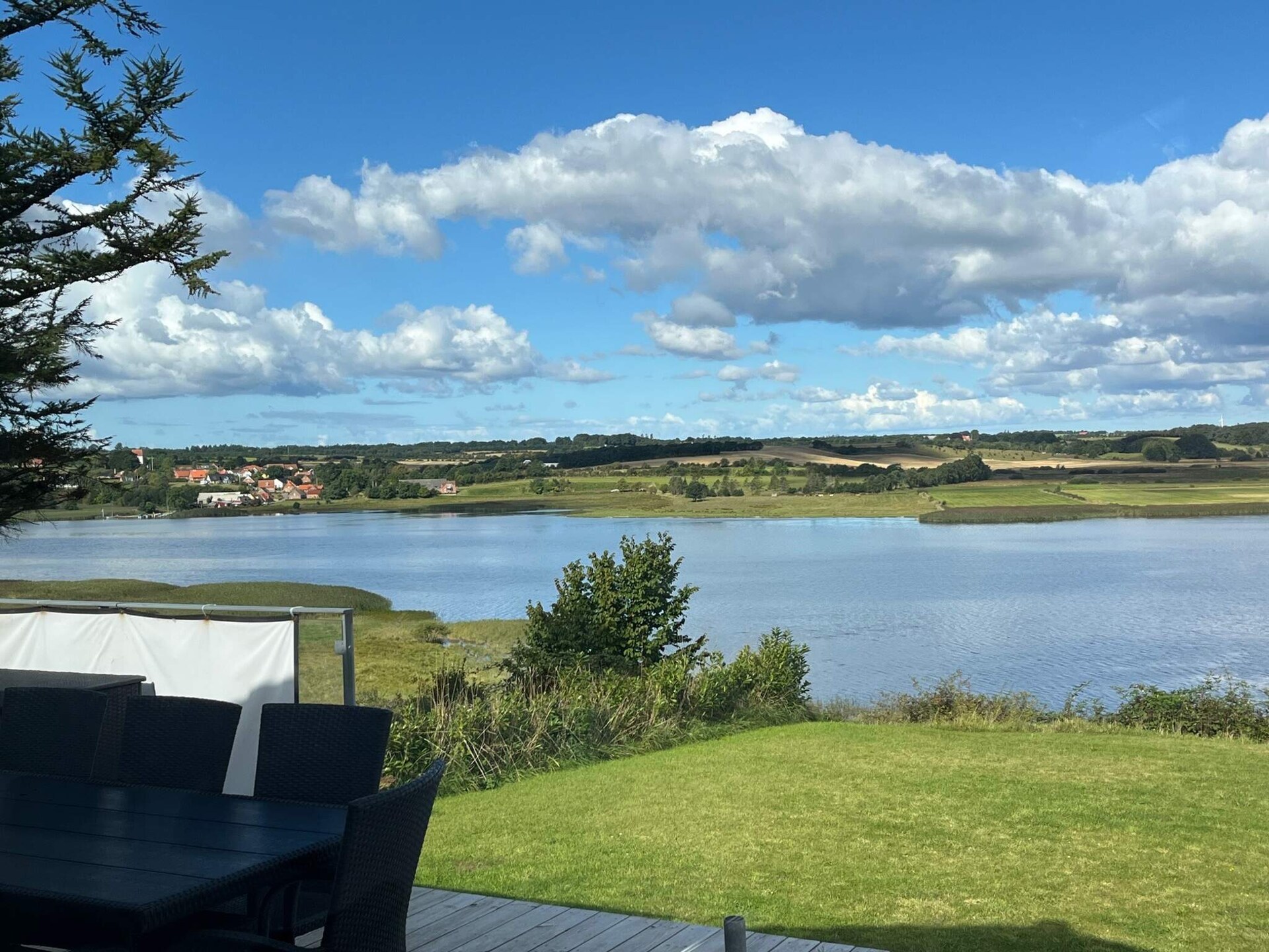 Ruim vakantiehuis in Løgstrup met uitzicht op Hjarbæk Fjord · 8 pers. - foto 12