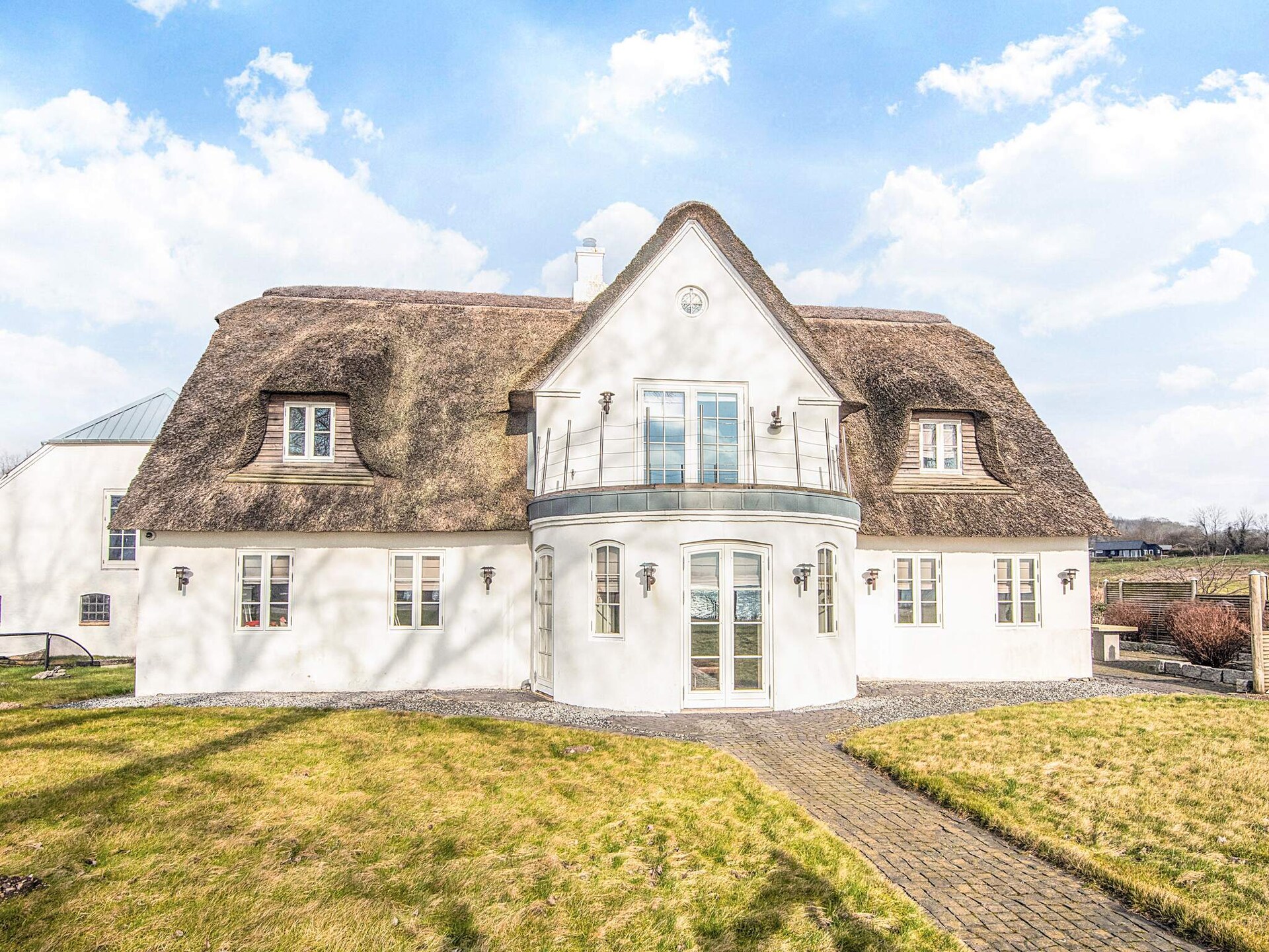 Prachtig vrijstaand vakantiehuis met panoramisch fjordzicht in Skarrev - foto 1