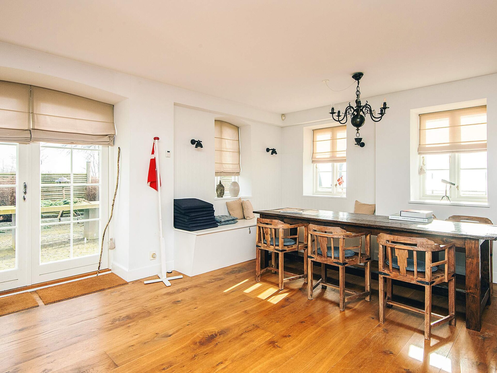 Prachtig vrijstaand vakantiehuis met panoramisch fjordzicht in Skarrev - foto 11