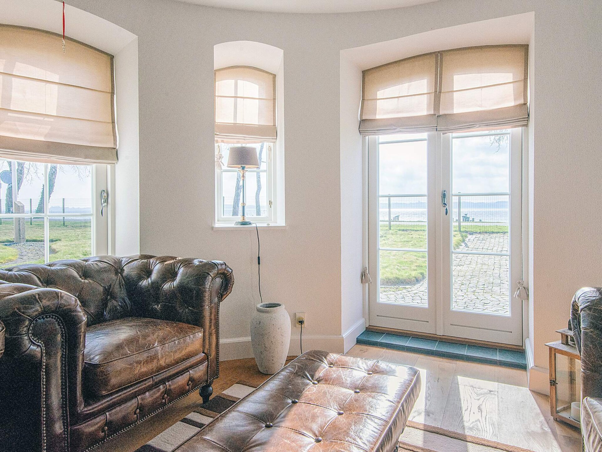Prachtig vrijstaand vakantiehuis met panoramisch fjordzicht in Skarrev - foto 25
