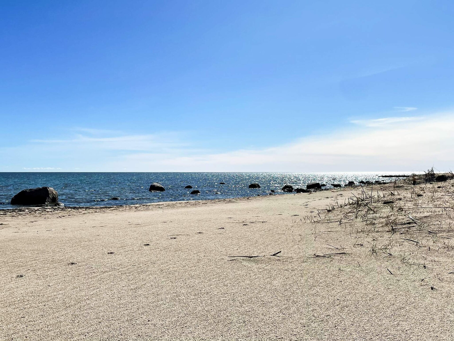Licht vakantiehuis met zeezicht bij Löttorp, vlakbij strand - foto 17