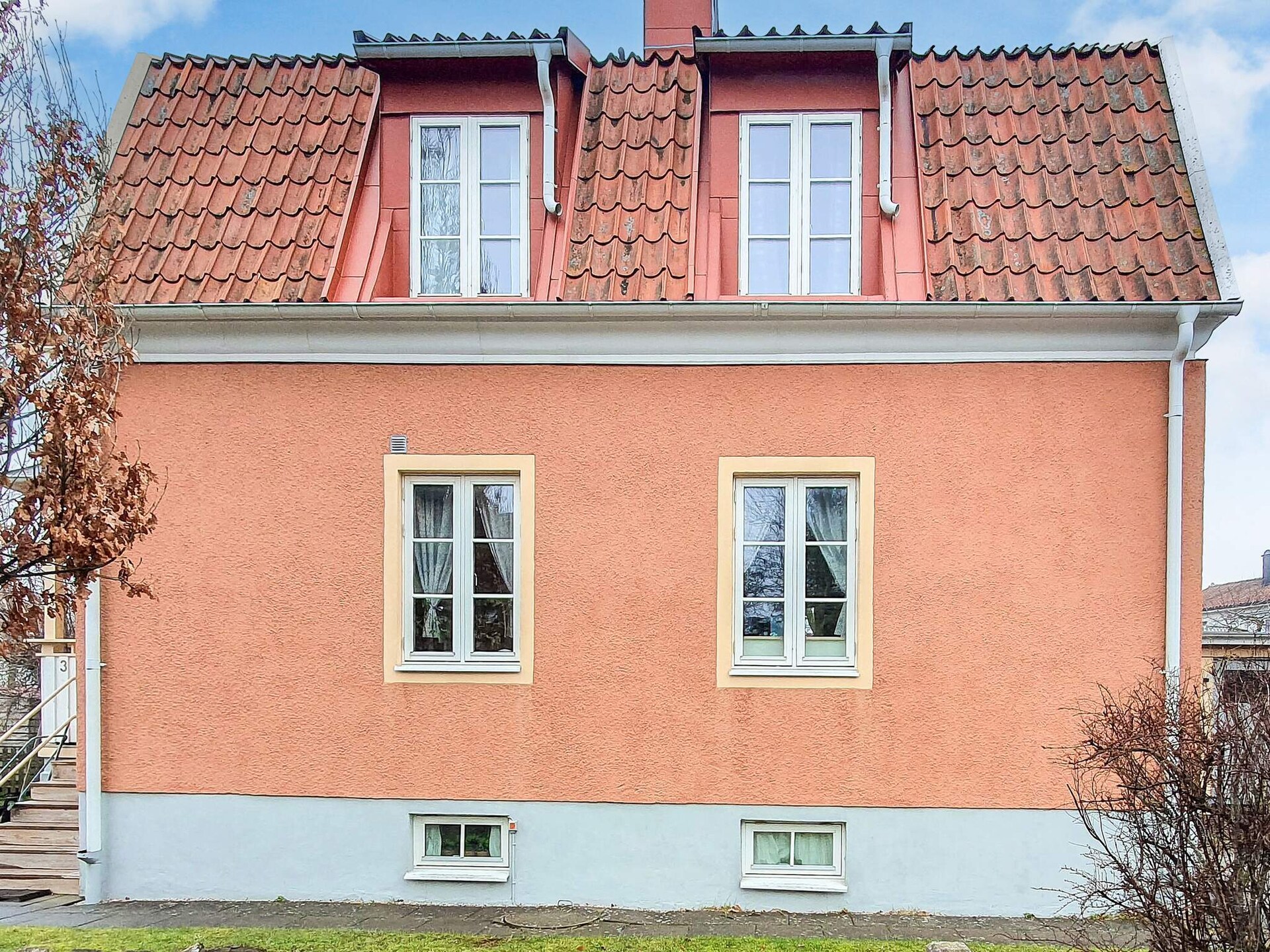 Ruime vakantievilla in Visby centrum met tuin, vlakbij zee en golfbaan - foto 1
