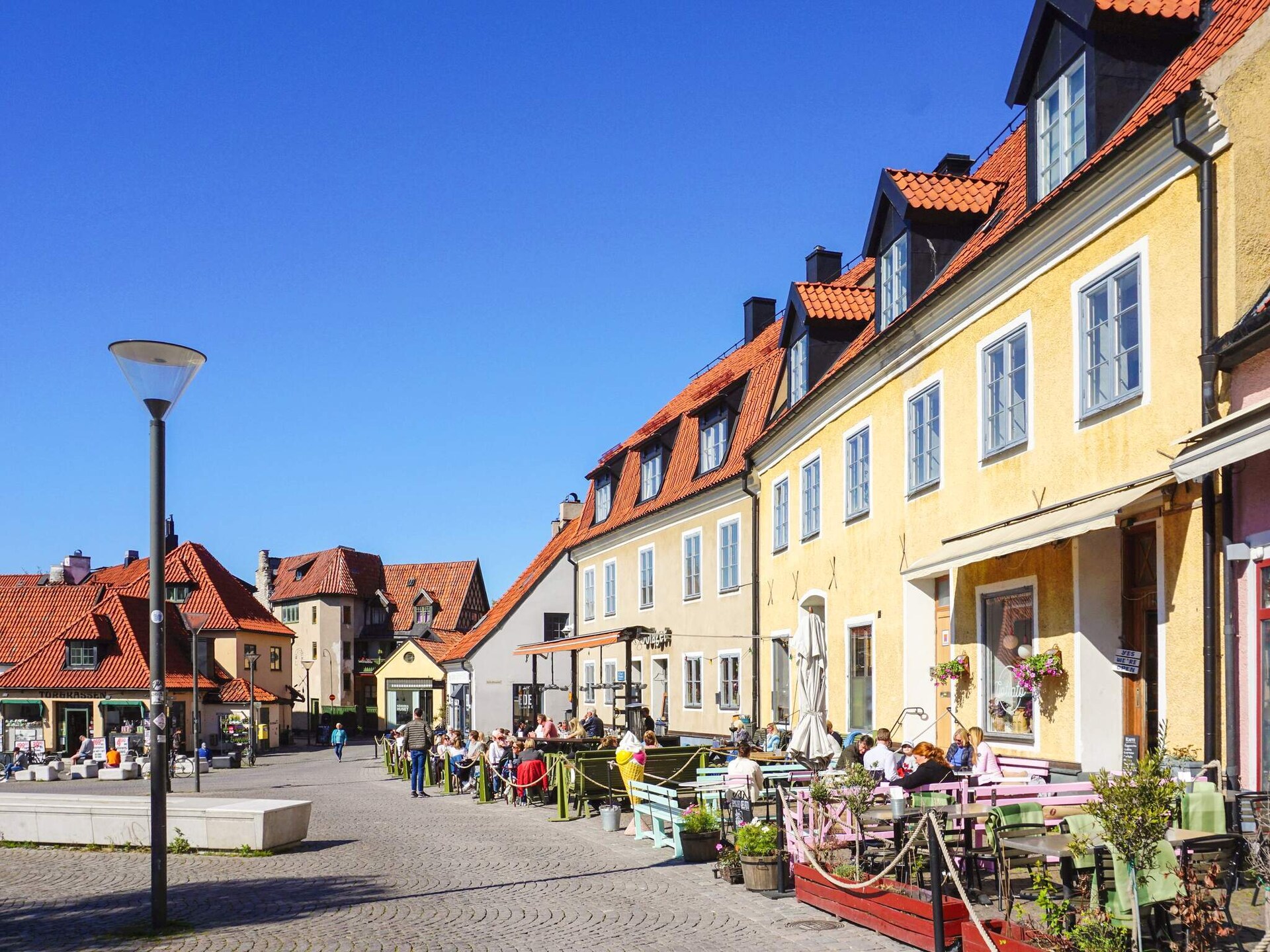 Ruime vakantievilla in Visby centrum met tuin, vlakbij zee en golfbaan - foto 17