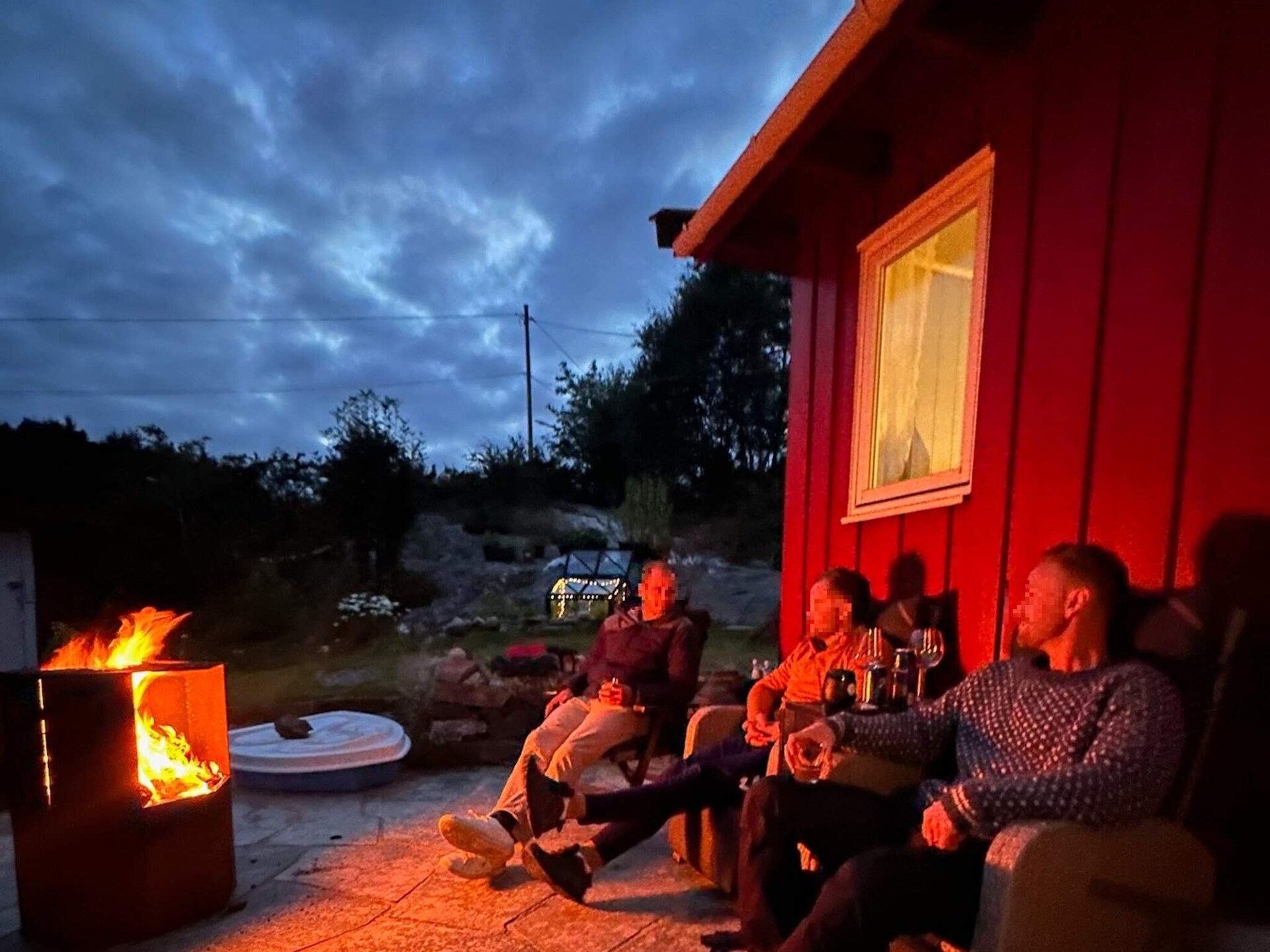 Zonnig vakantiehuis met panoramisch fjordzicht bij Klokkarvik - foto 13