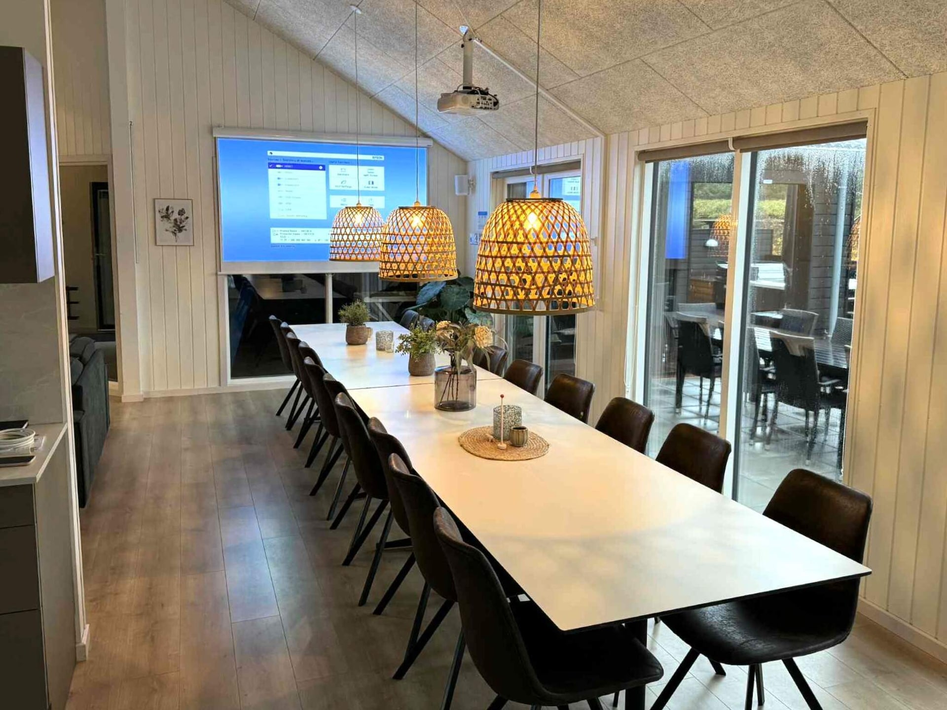 Aan zee: Ruim vakantiehuis in Løkken voor 20 personen · 267 m² - foto 33