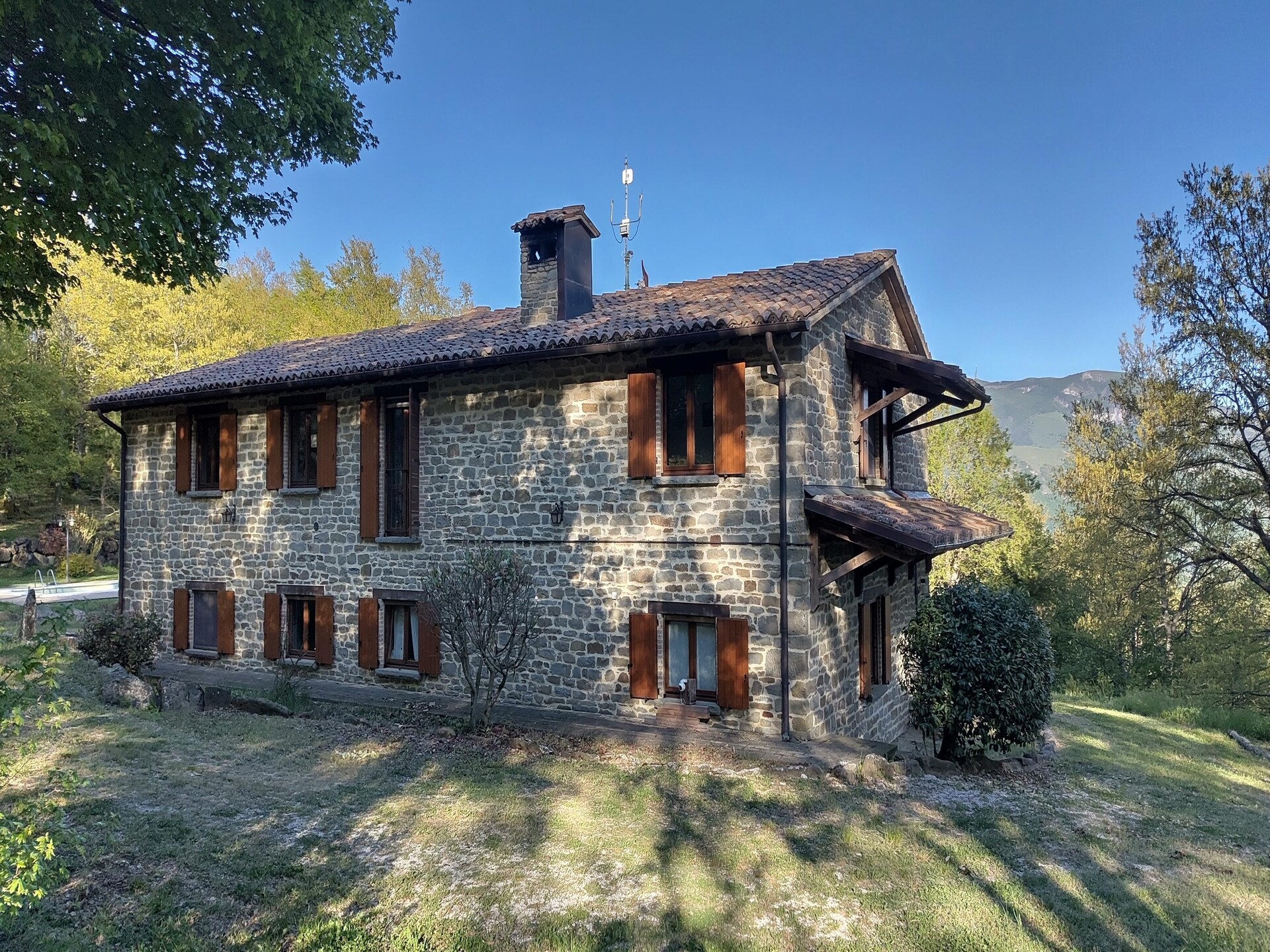 12-persoons vakantiehuis met privézwembad in Apecchio - foto 6