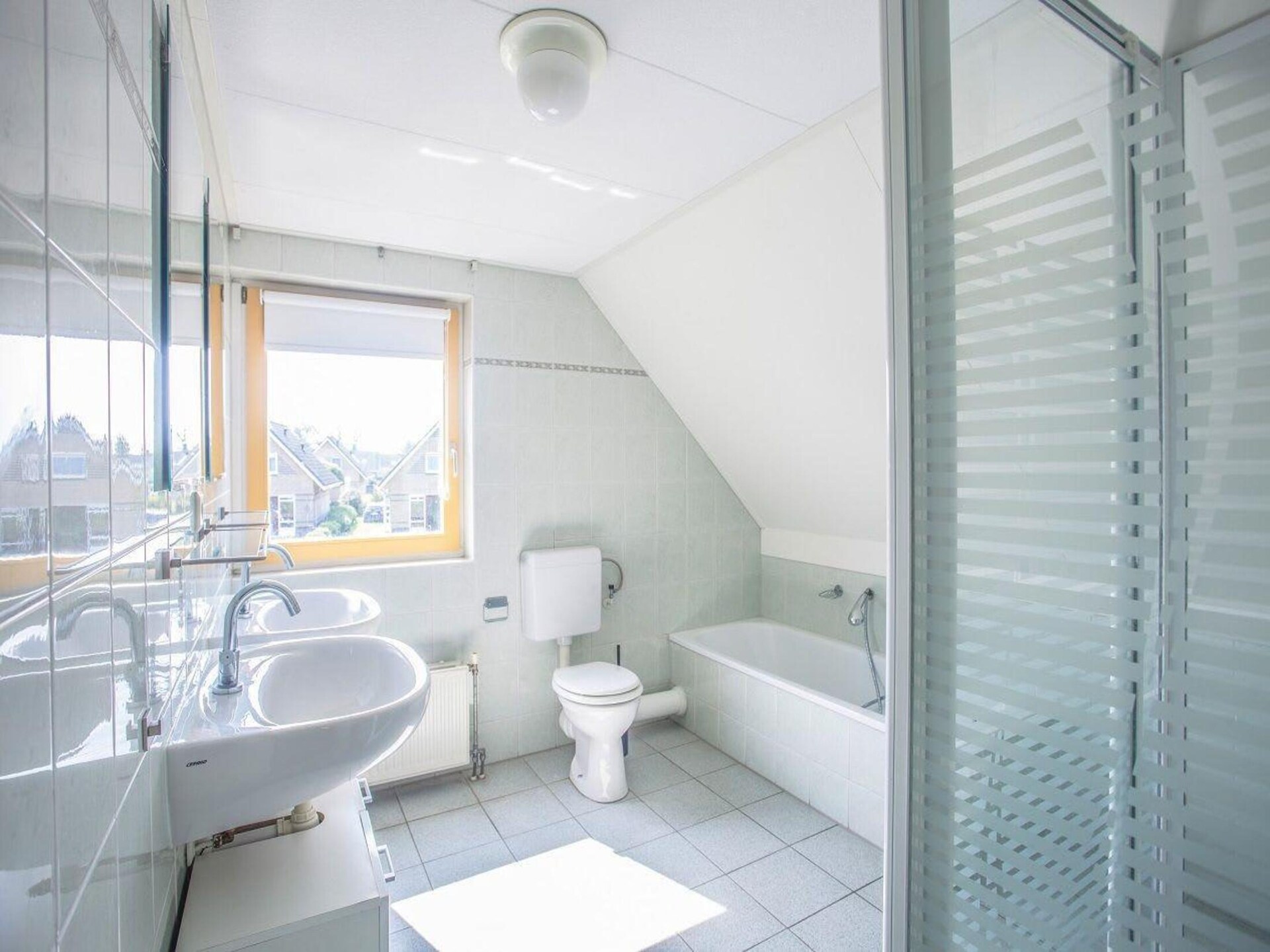 Vrijstaande watervilla met eigen steiger in Medemblik - foto 11