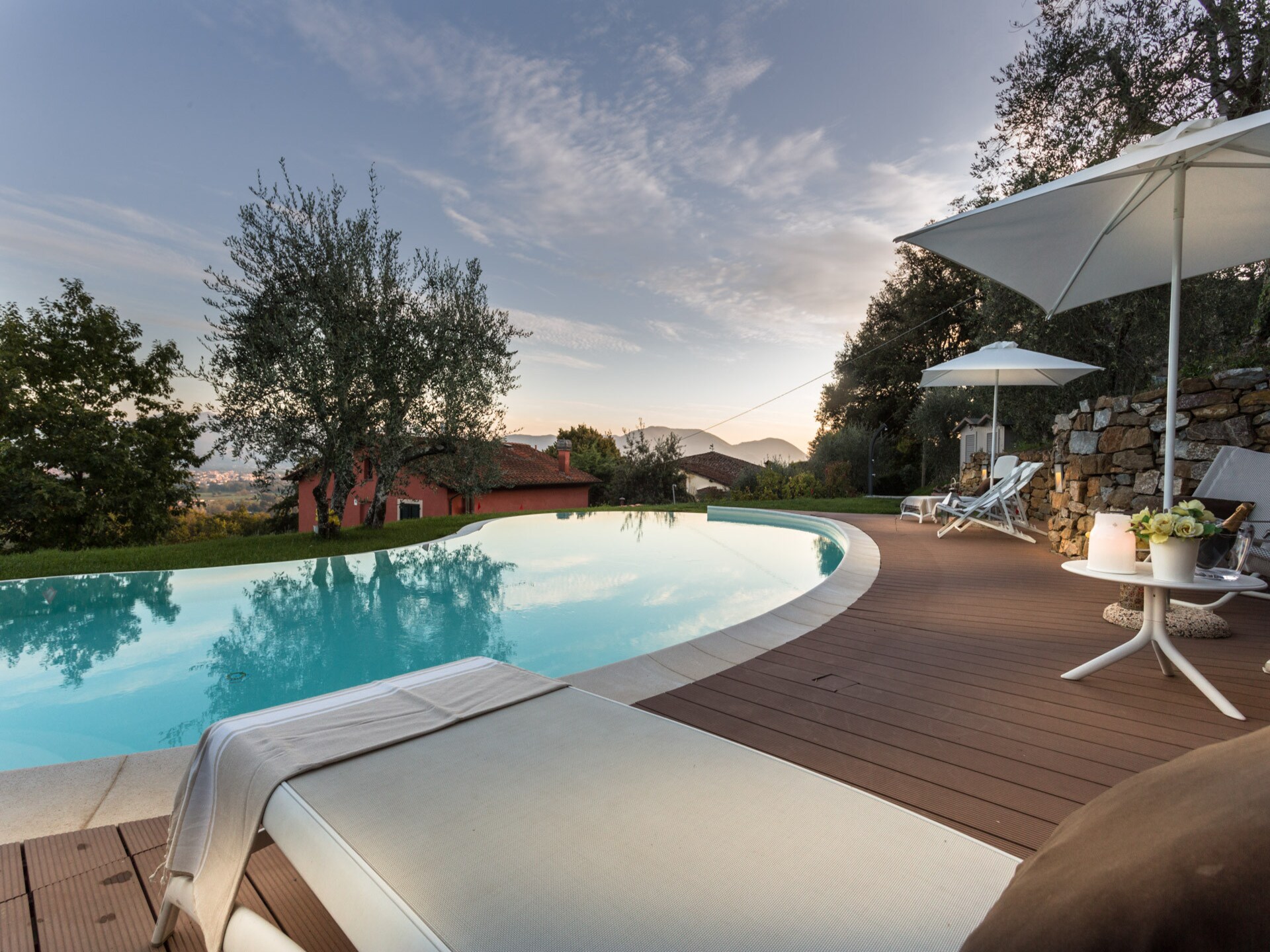 Villa Alberta: Luxe Toscaanse villa aan golfbaan bij Lucca - foto 15