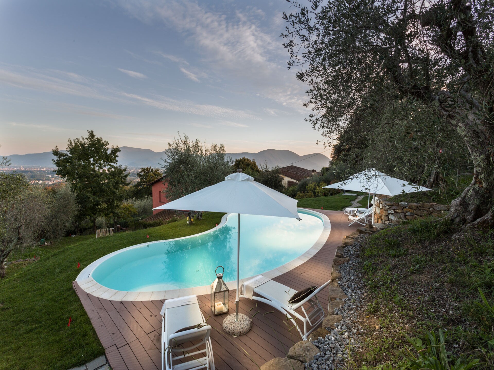 Villa Alberta: Luxe Toscaanse villa aan golfbaan bij Lucca - foto 19