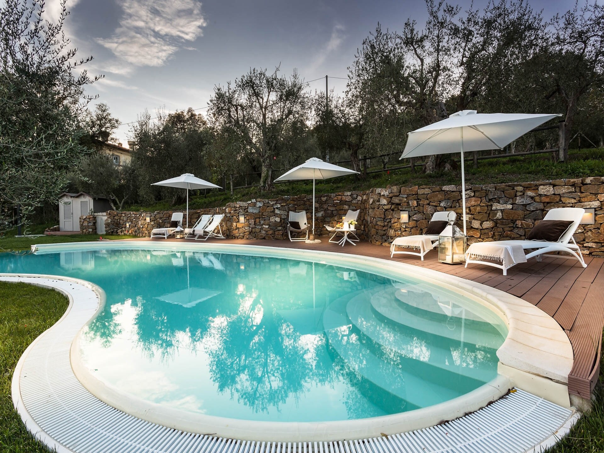 Villa Alberta: Luxe Toscaanse villa aan golfbaan bij Lucca - foto 18