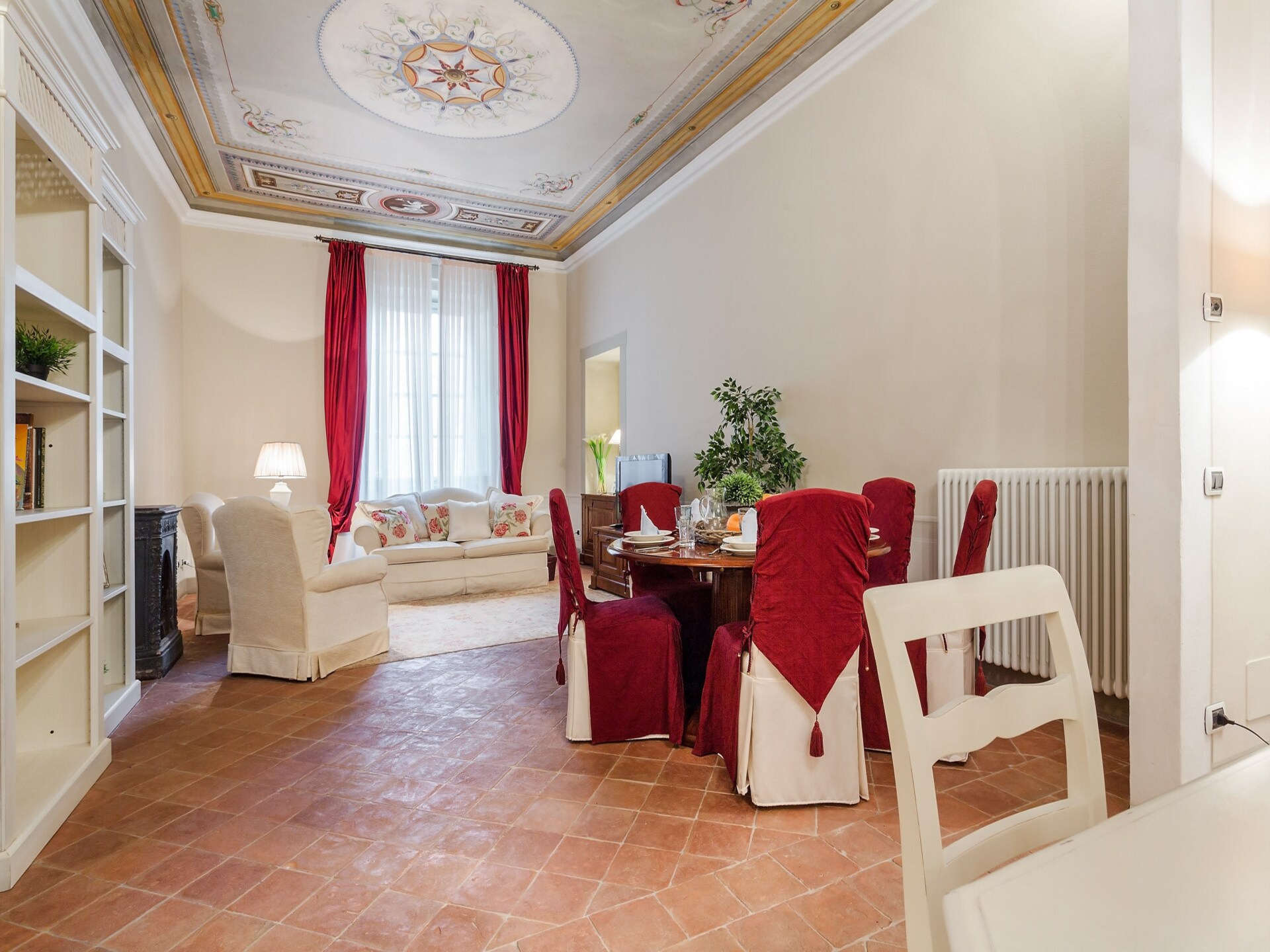 Historisch appartement in centrum Lucca, aan golfbaan met 2 slaapkamers - foto 9