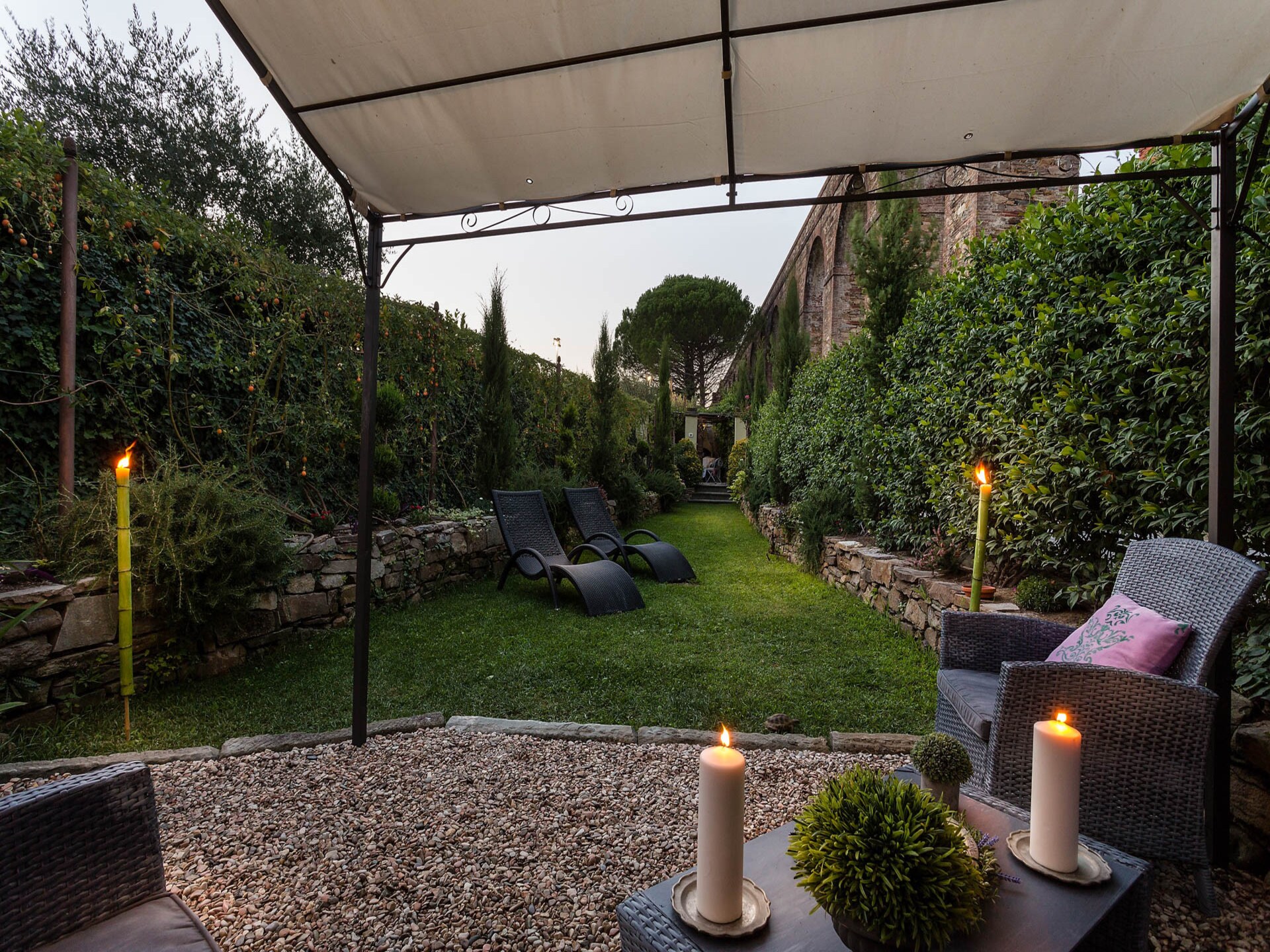 Verfijnde villa voor 2 aan golfbaan bij Lucca met privé-spa en tuin - foto 13