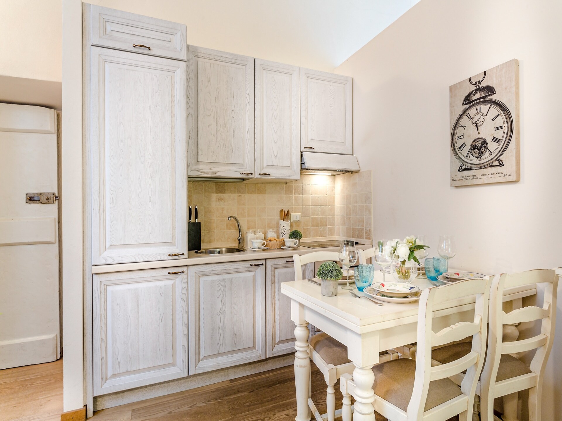 Stijlvol appartement in historisch paleis Lucca met uitzicht op verborgen tuin - foto 8