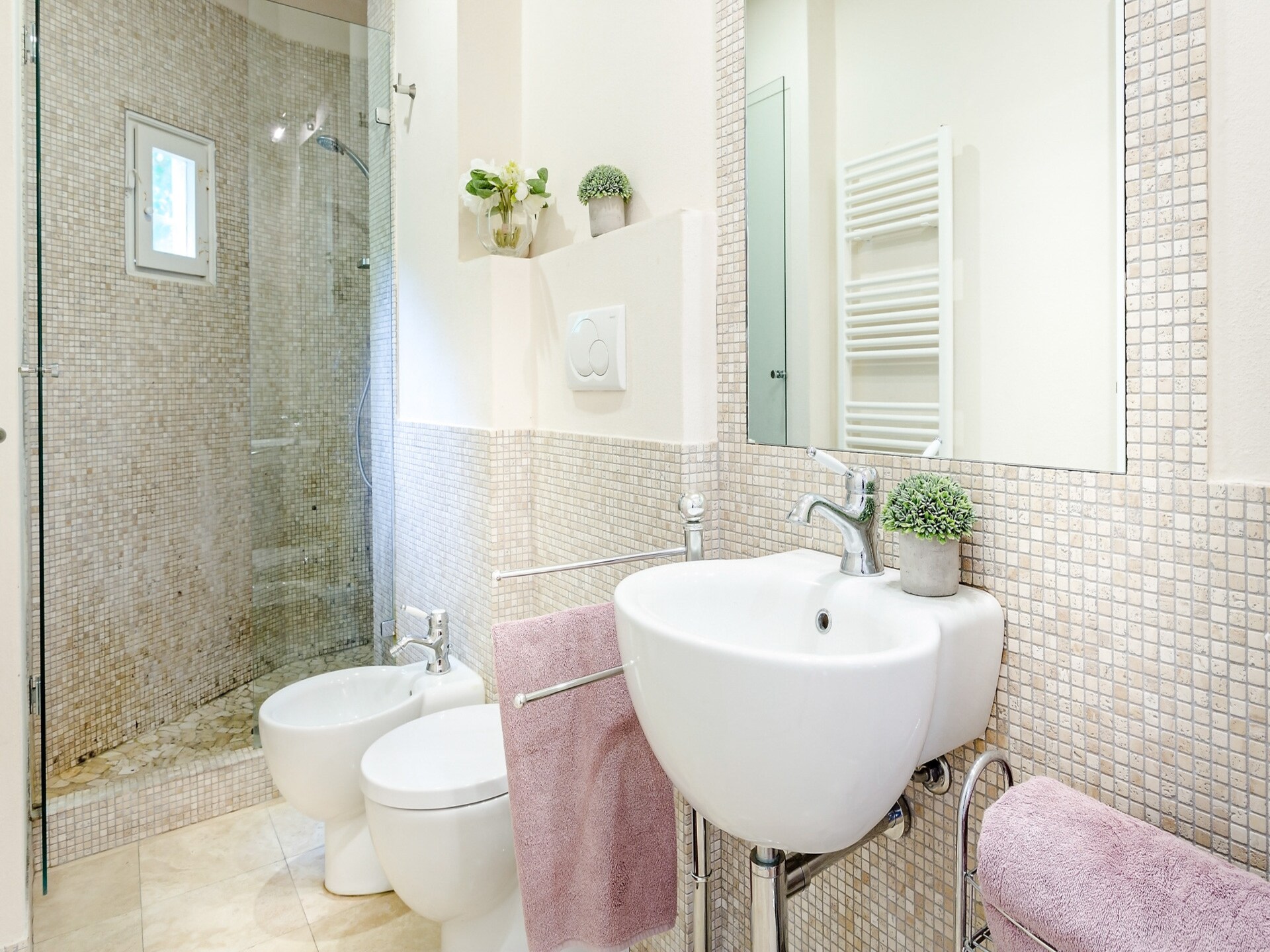 Stijlvol appartement in historisch paleis Lucca met uitzicht op verborgen tuin - foto 19