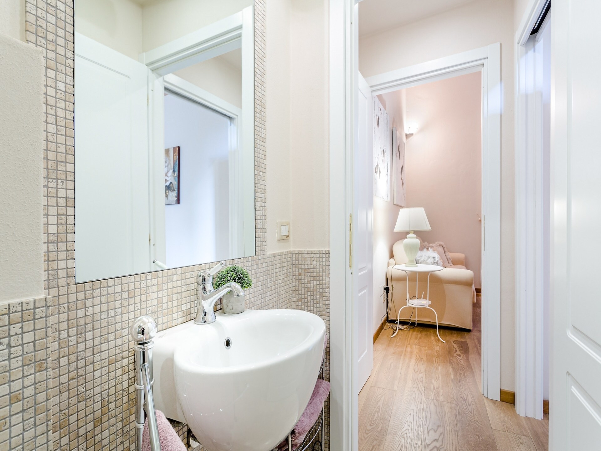 Stijlvol appartement in historisch paleis Lucca met uitzicht op verborgen tuin - foto 18