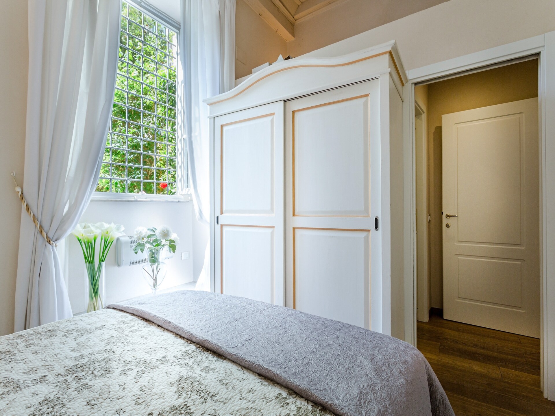 Stijlvol appartement in historisch paleis Lucca met uitzicht op verborgen tuin - foto 10