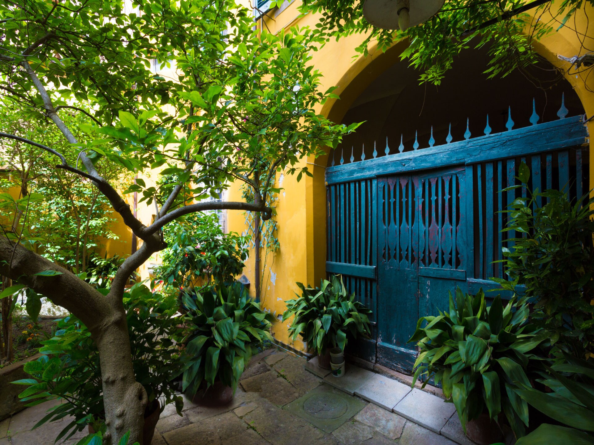 Stijlvol appartement in historisch paleis Lucca met uitzicht op verborgen tuin - foto 1
