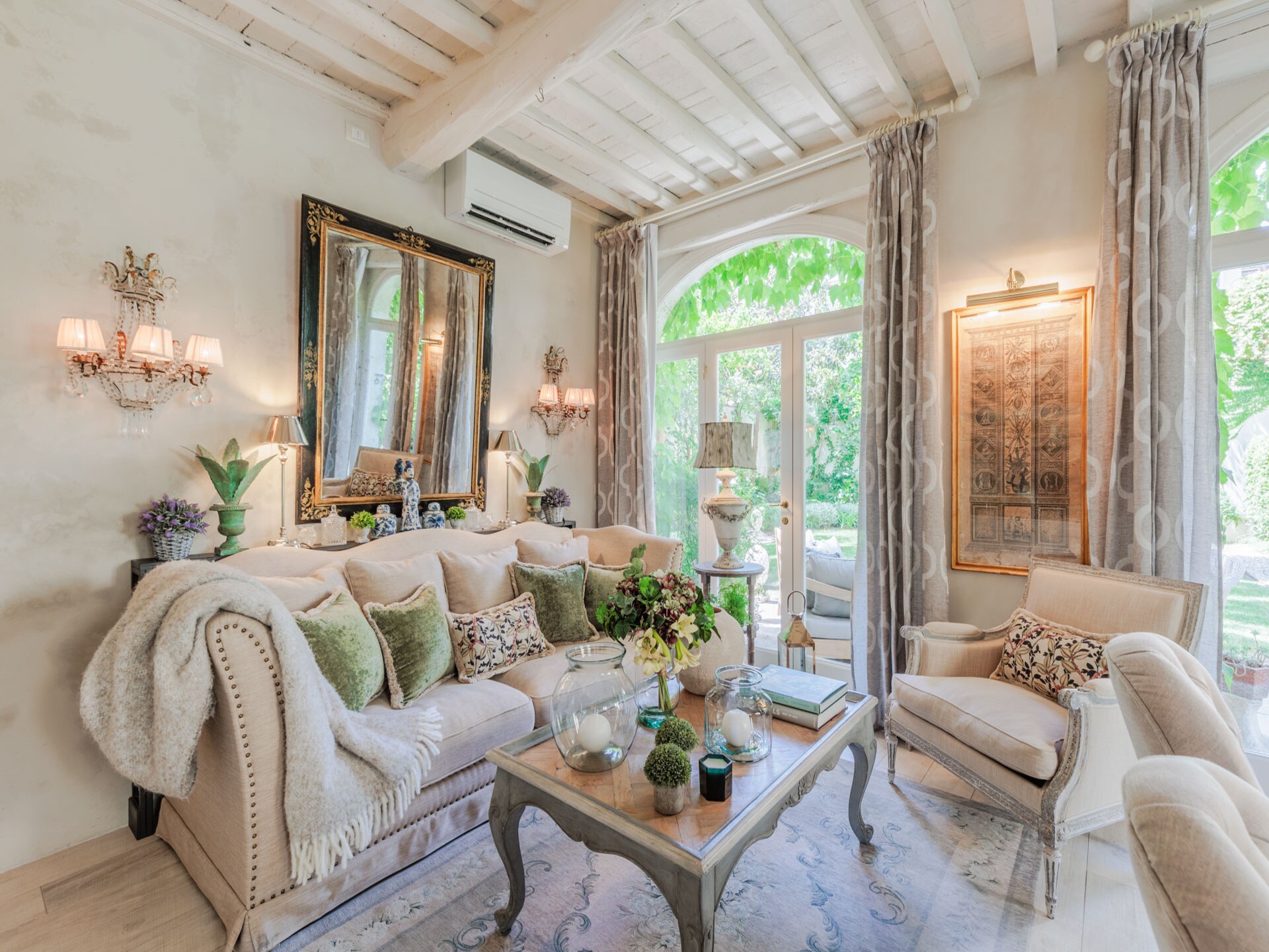 Luxe appartement in 17e-eeuws koetshuis met privétuin in centrum Lucca - foto 8
